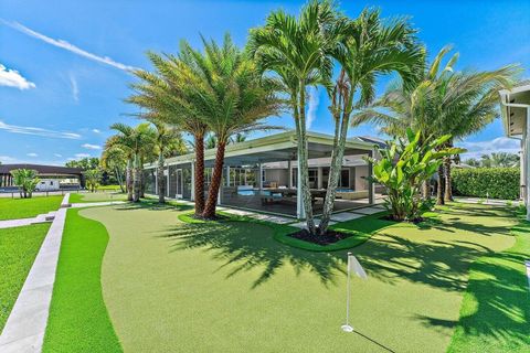 A home in Loxahatchee