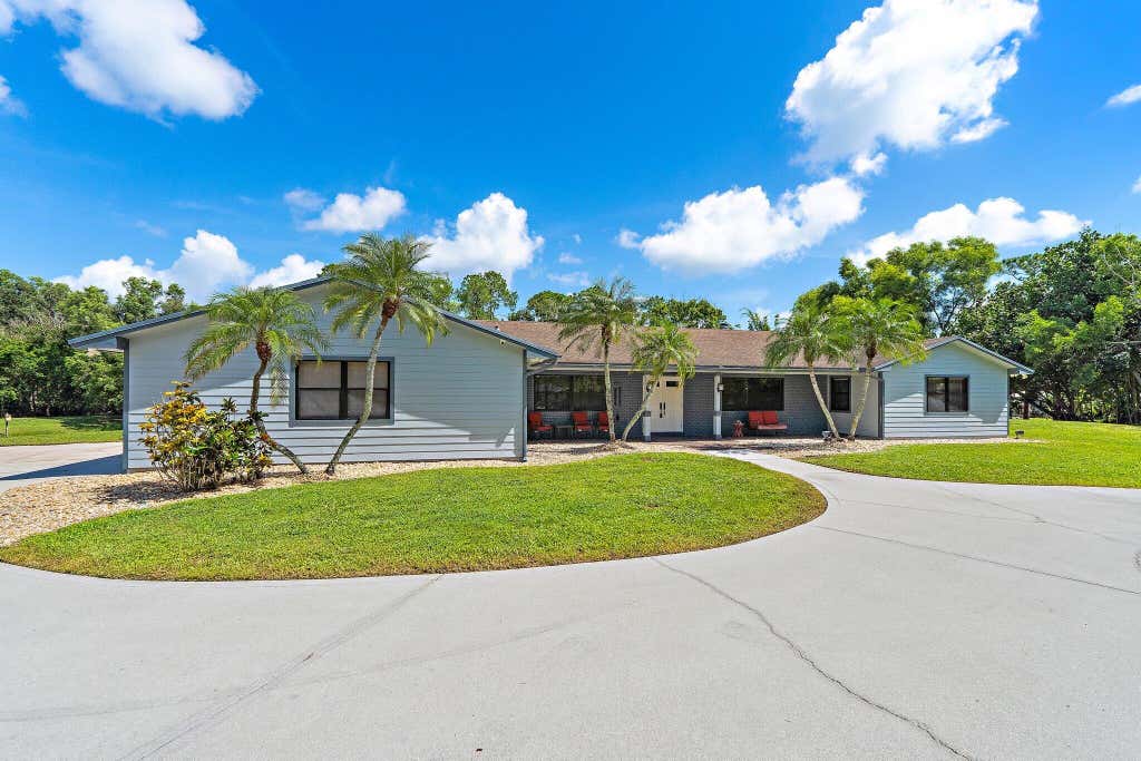 Photo of 12395 153rd Court N, Jupiter, FL 33478 (MLS # B26065966)