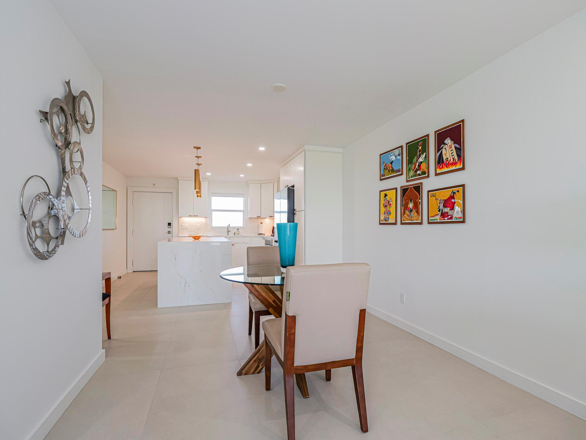 VERO TOWERS - Residential Lease