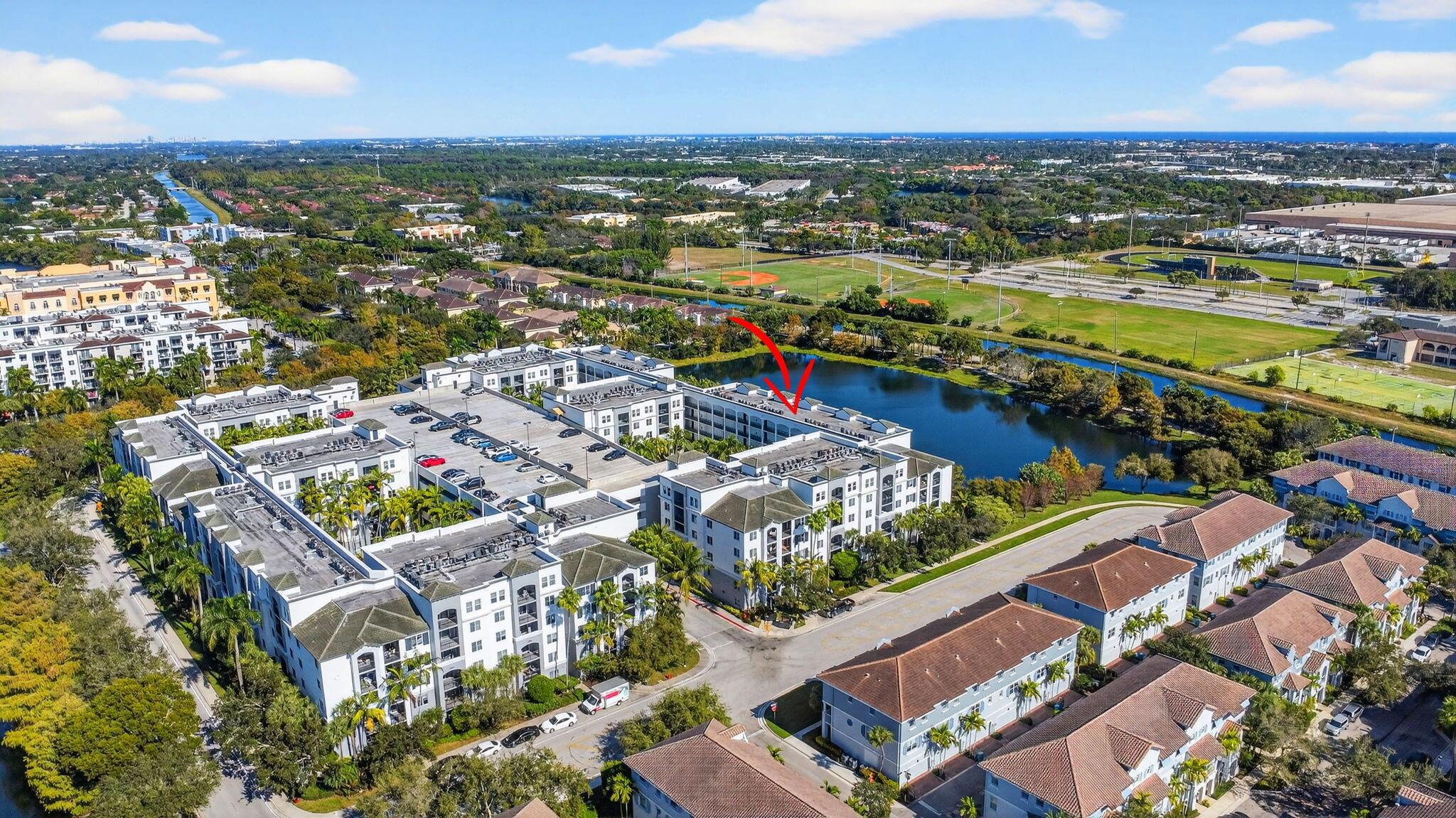 VIZCAYA LAKES CONDO - Residential Lease
