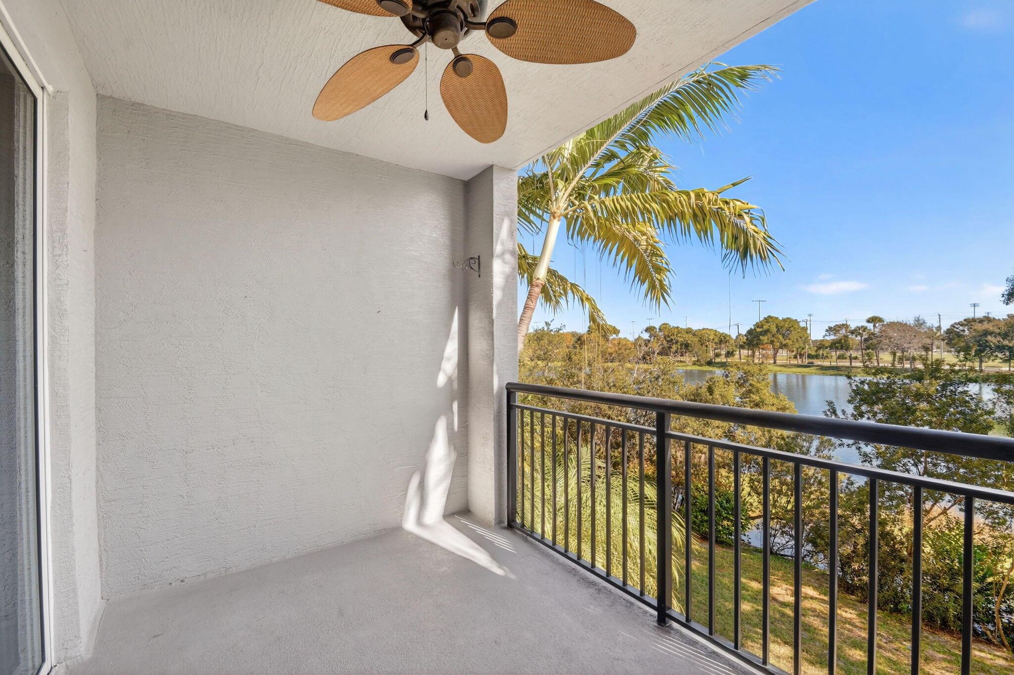 VIZCAYA LAKES CONDO - Residential Lease