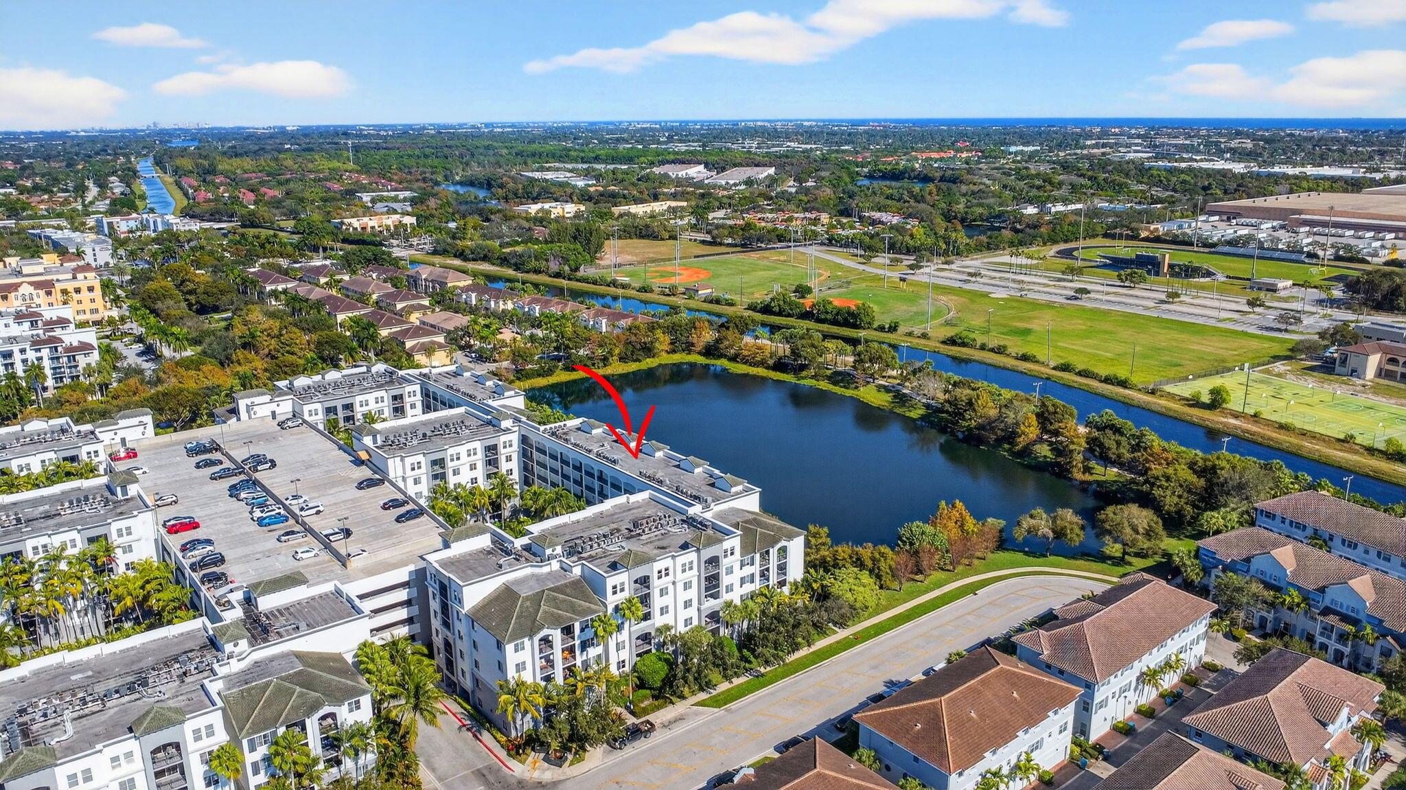VIZCAYA LAKES CONDO - Residential Lease
