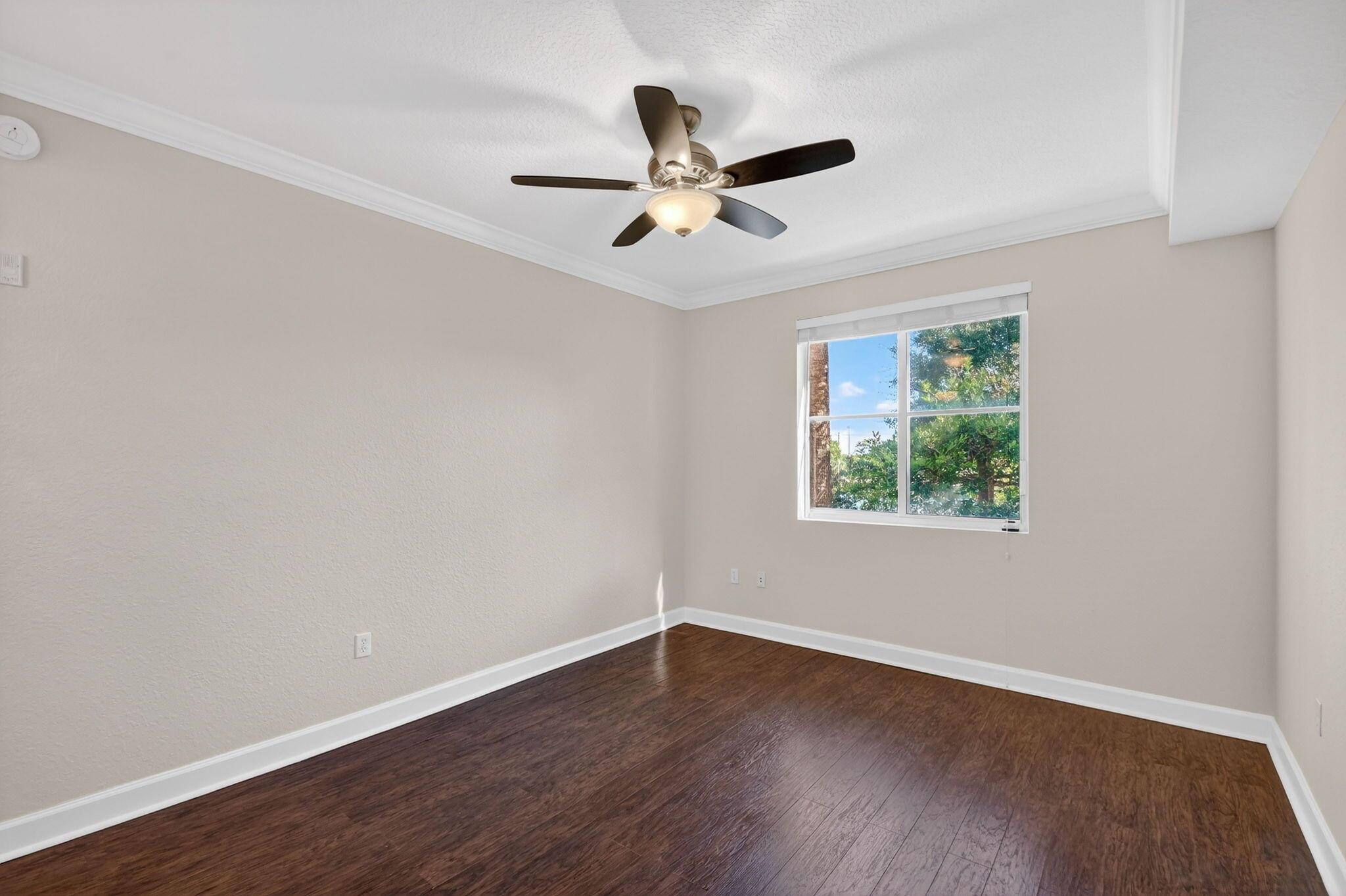 VIZCAYA LAKES CONDO - Residential Lease