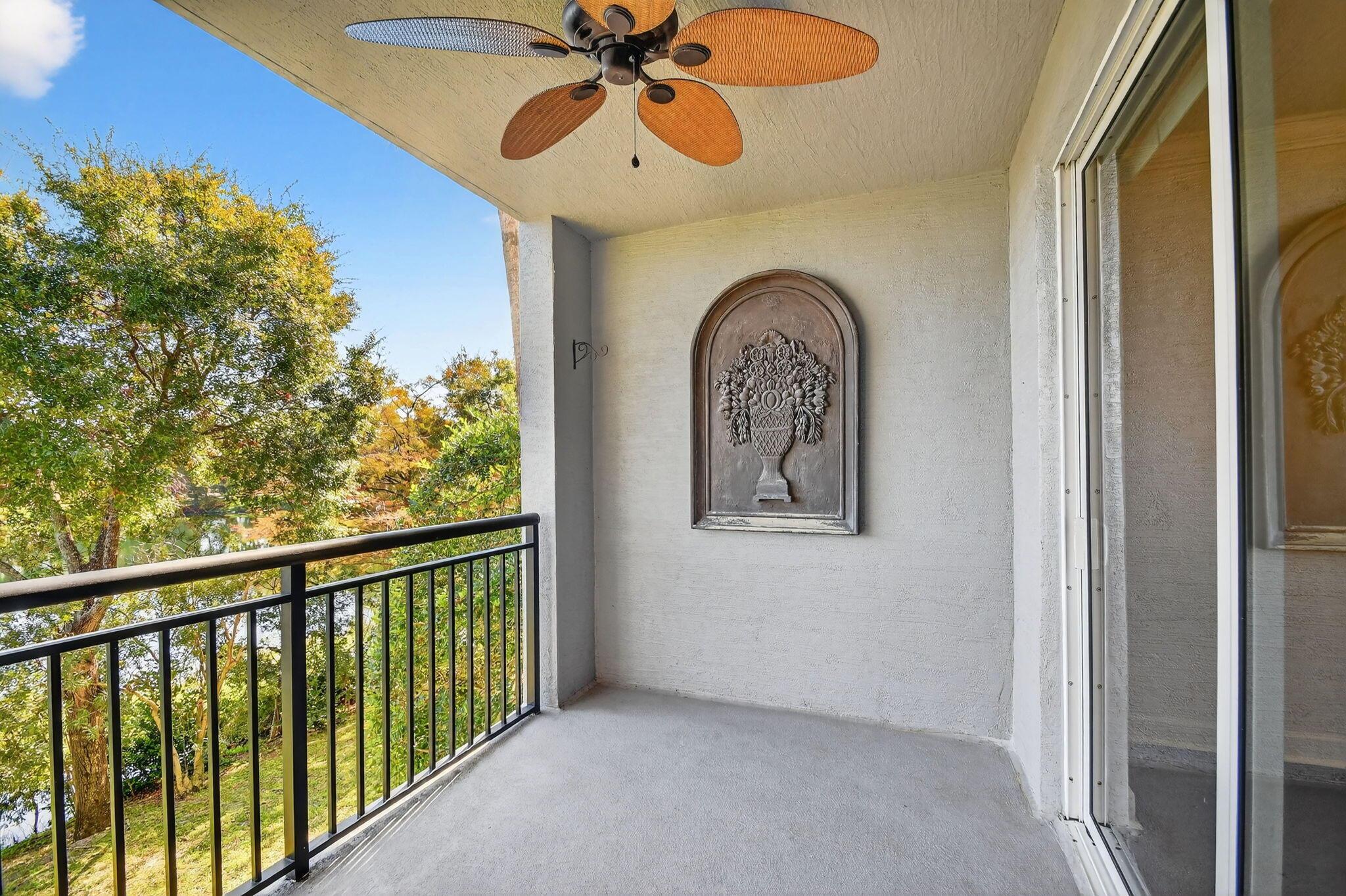 VIZCAYA LAKES CONDO - Residential Lease