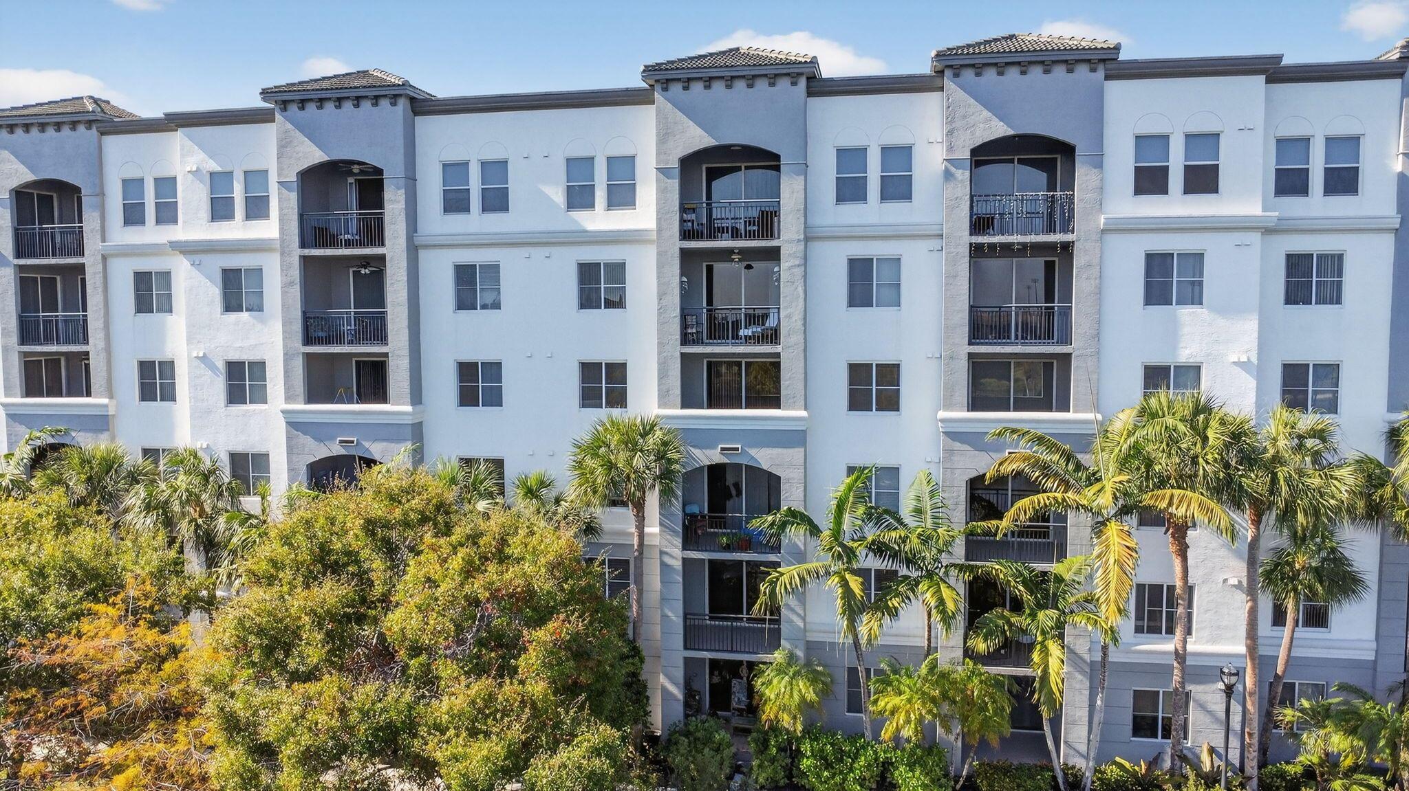 VIZCAYA LAKES CONDO - Residential Lease