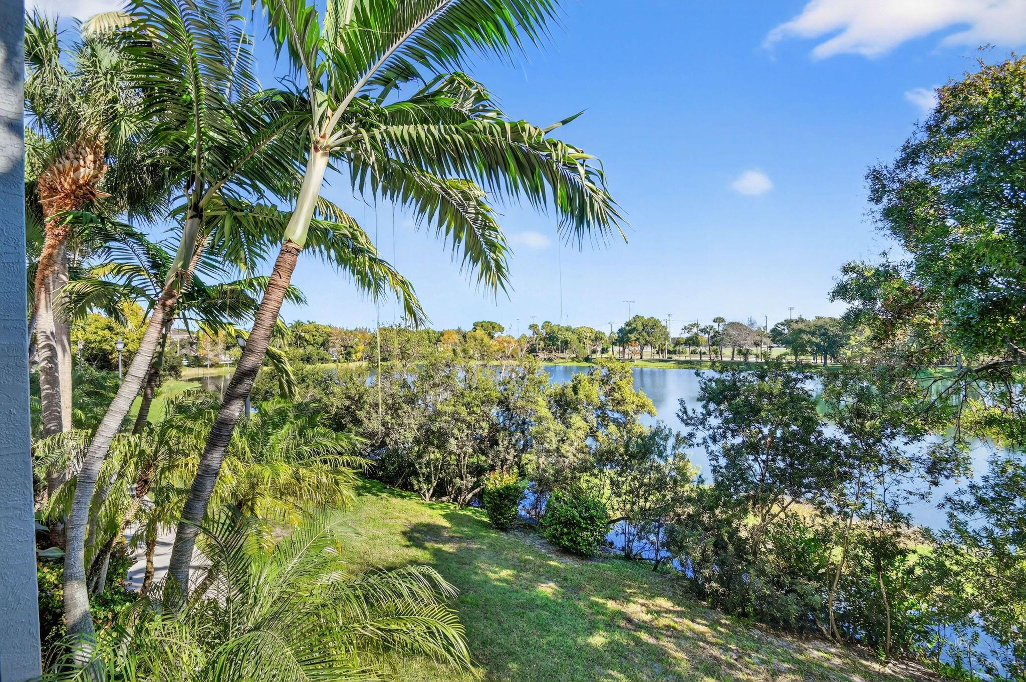 VIZCAYA LAKES CONDO - Residential Lease