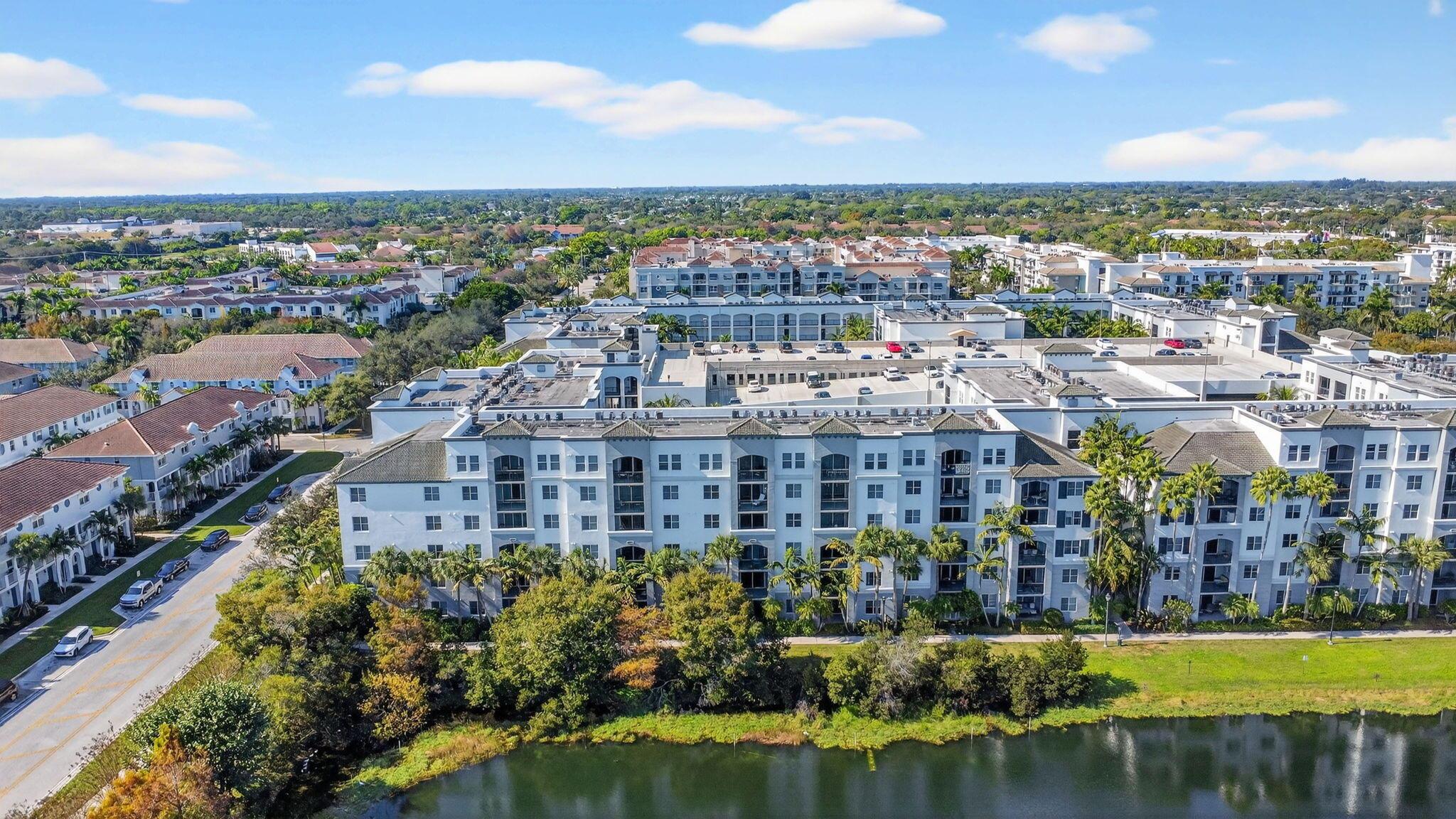 VIZCAYA LAKES CONDO - Residential Lease