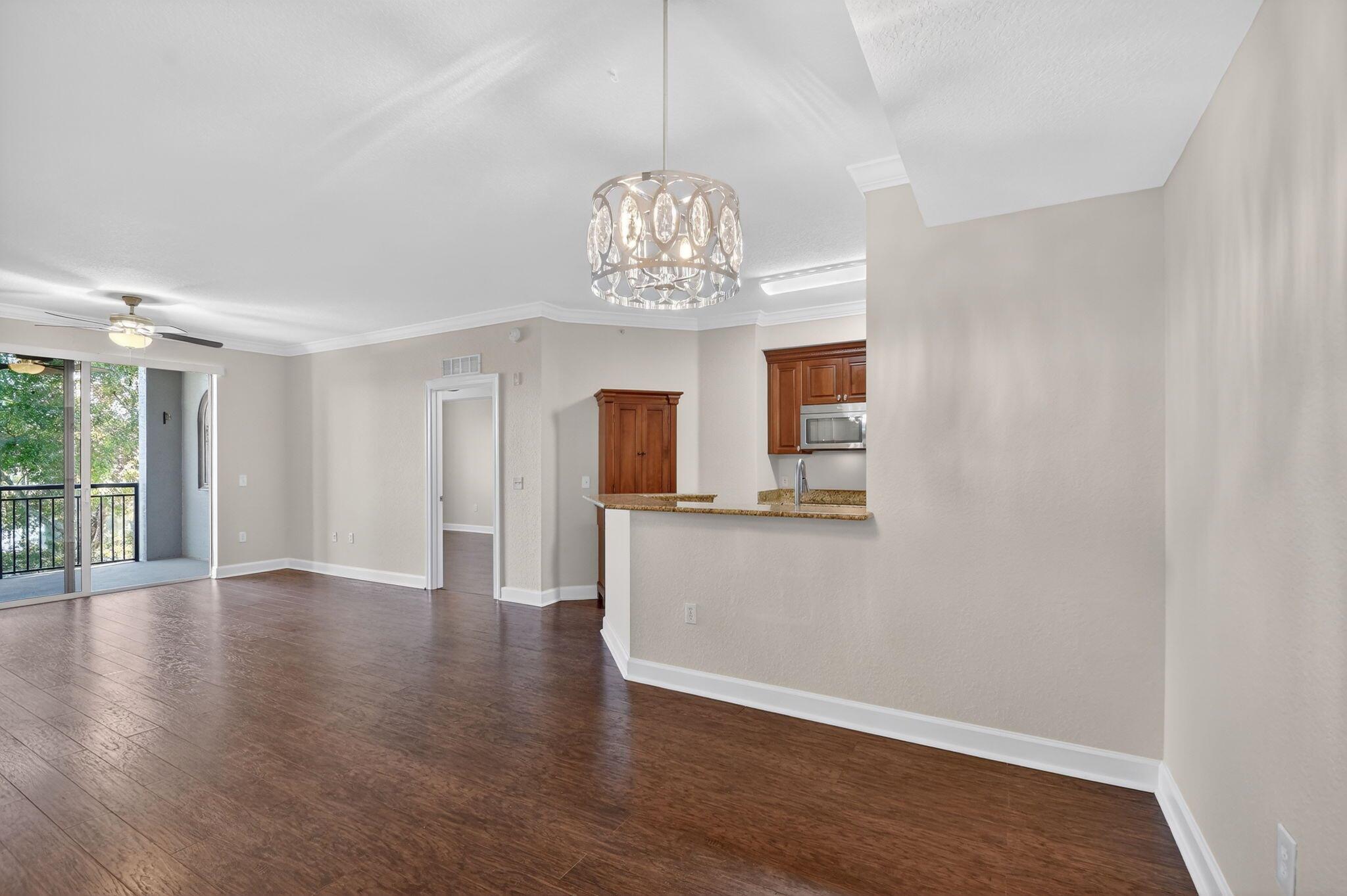 VIZCAYA LAKES CONDO - Residential Lease