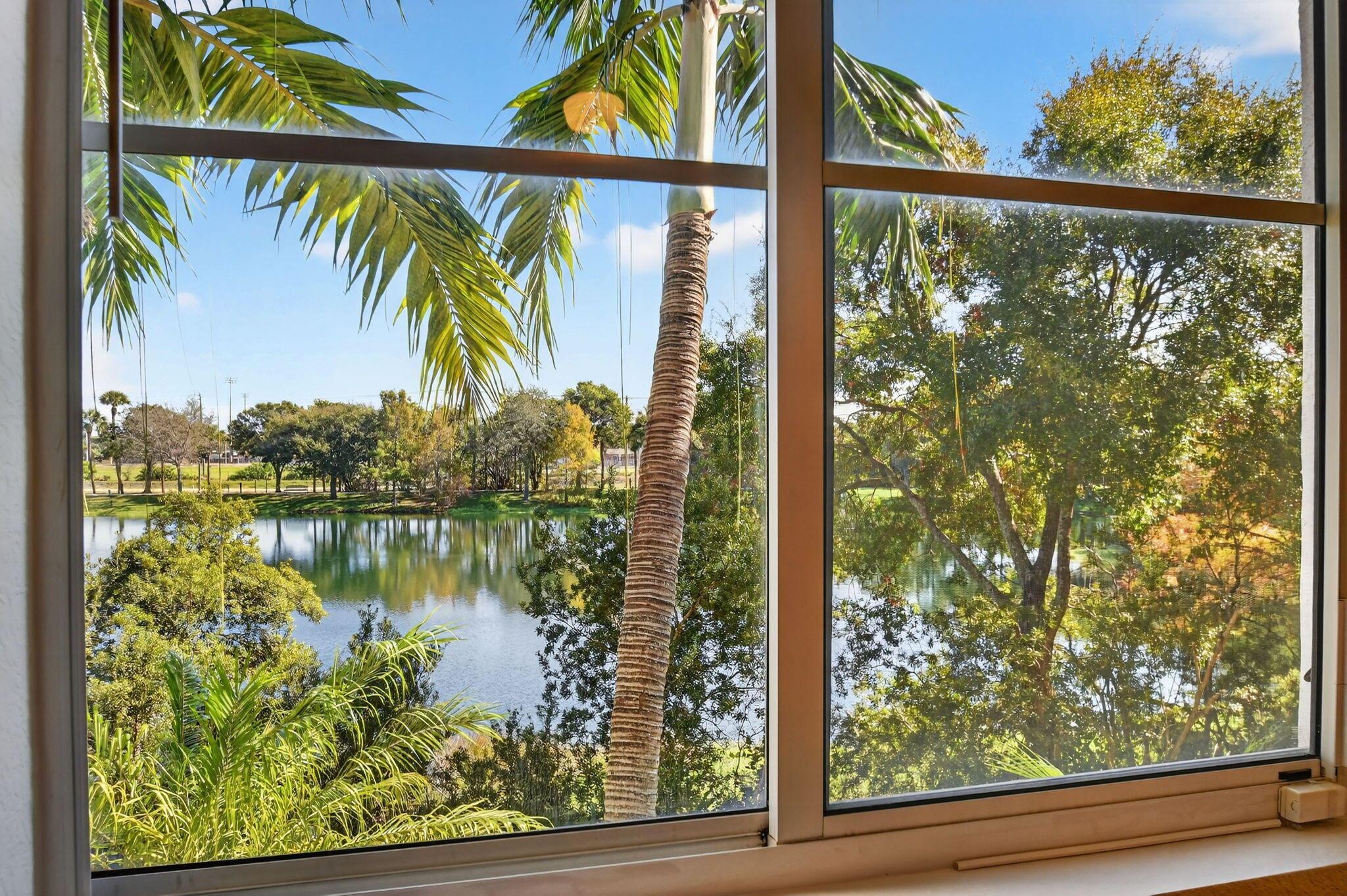 VIZCAYA LAKES CONDO - Residential Lease