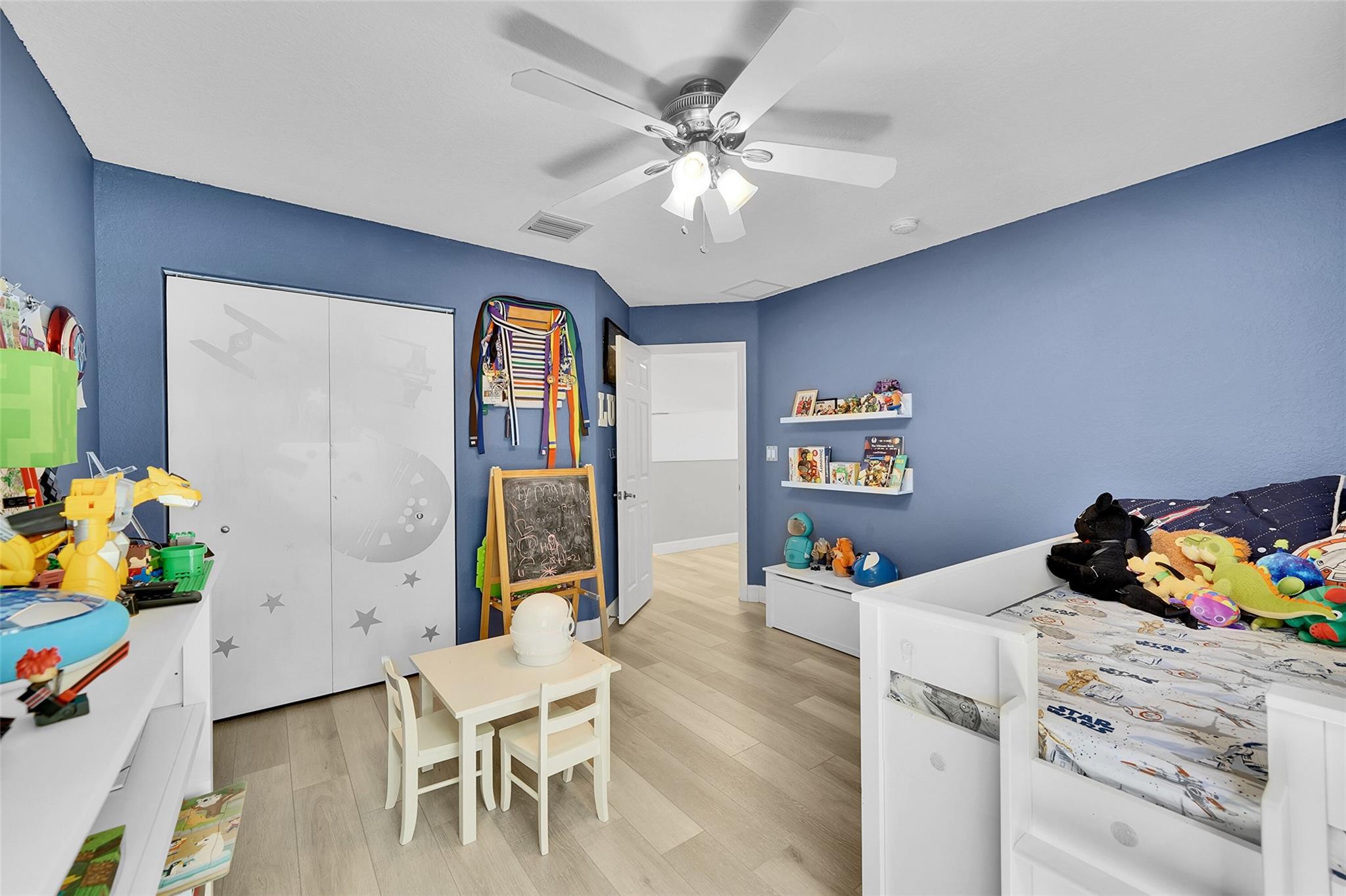Isles At Weston 171-40 B - Residential