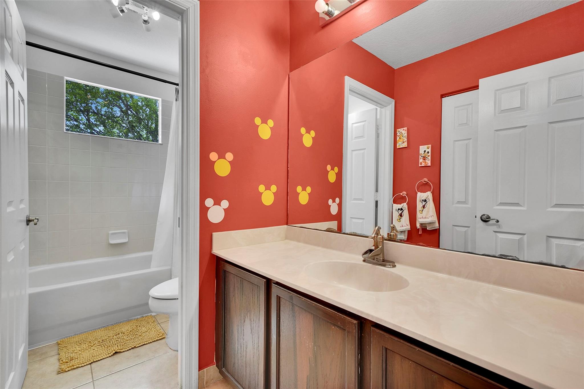 Isles At Weston 171-40 B - Residential