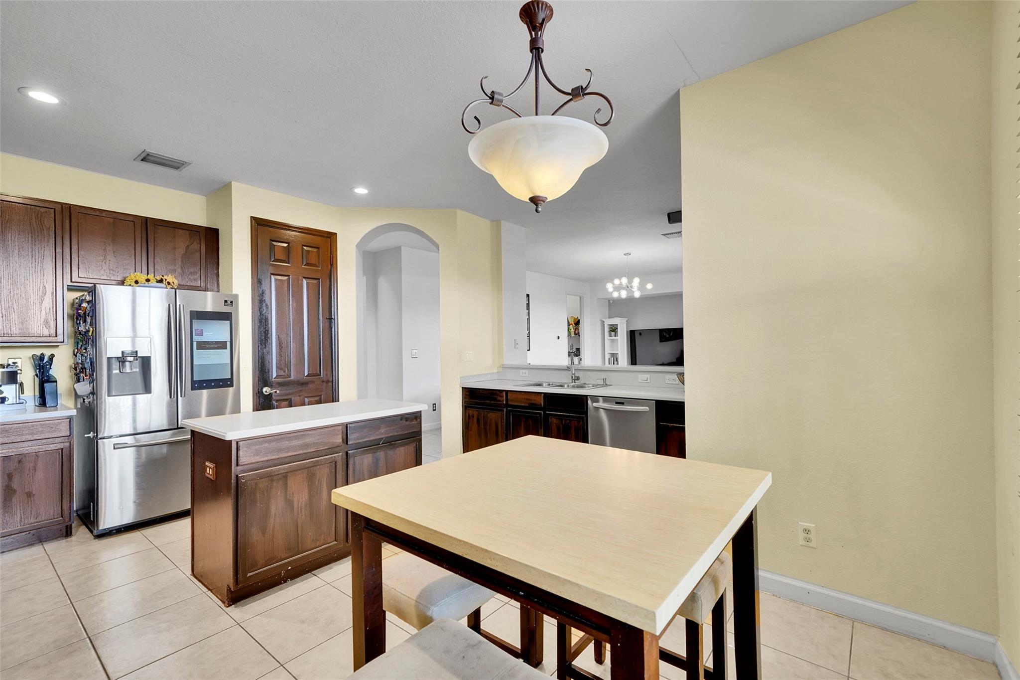Isles At Weston 171-40 B - Residential