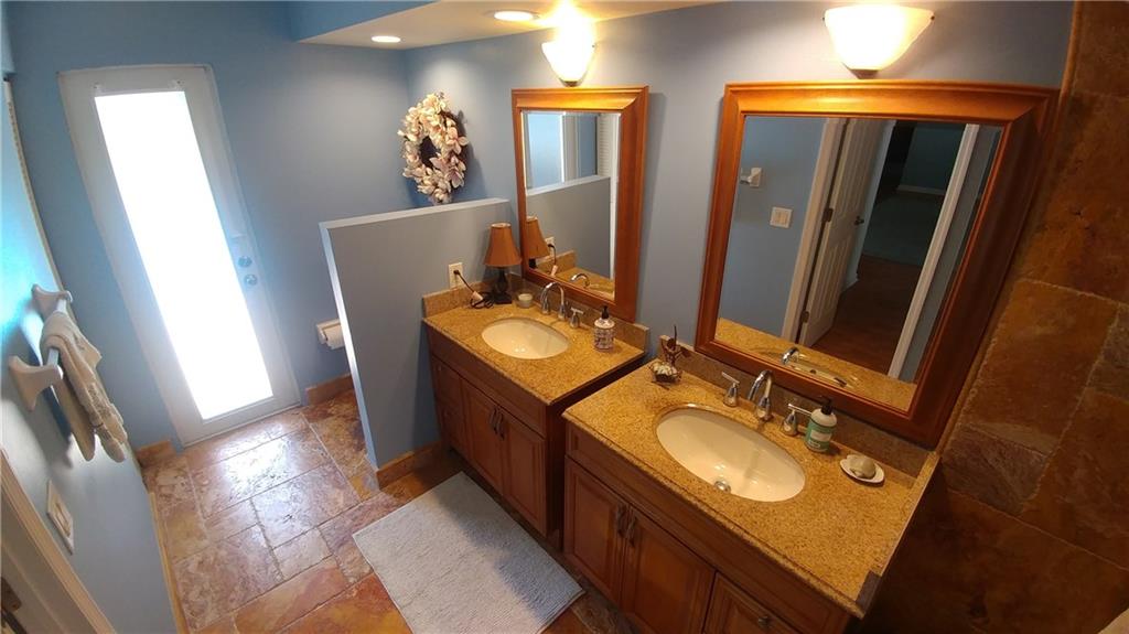 NORTH SPRINGS - Residential Lease