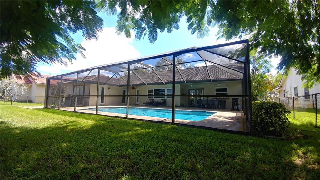 NORTH SPRINGS - Residential Lease