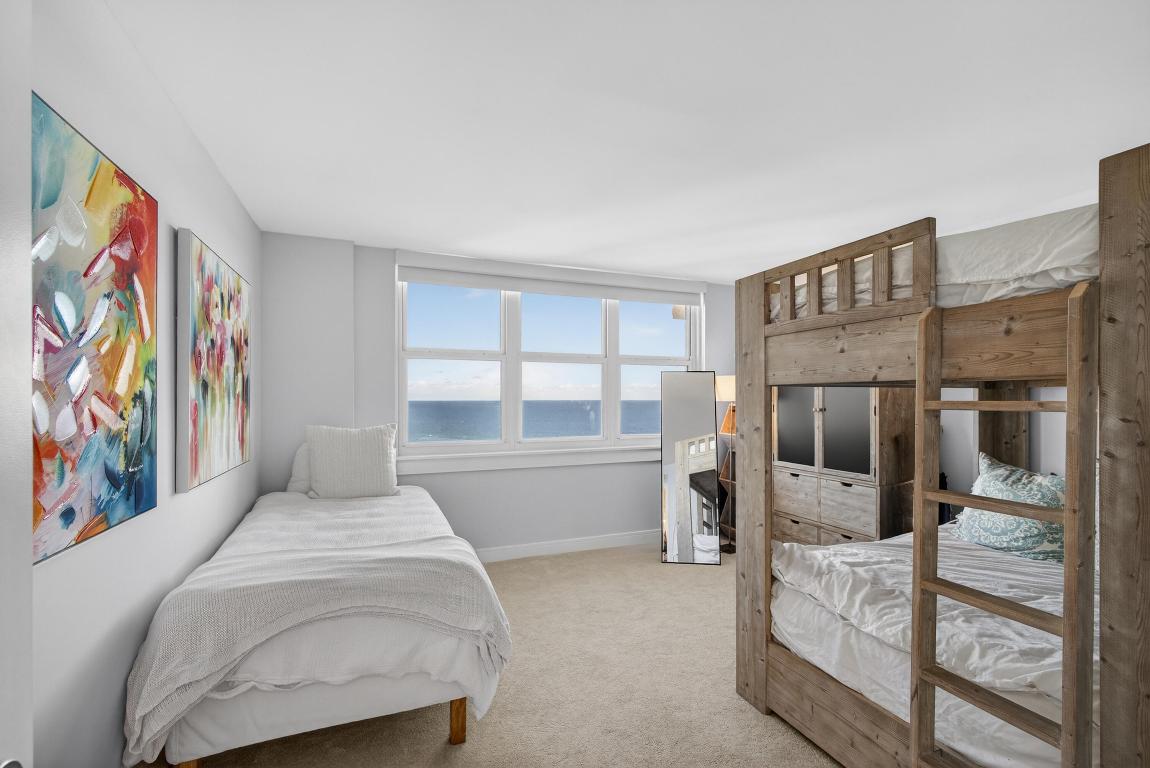 AQUARIUS - Residential