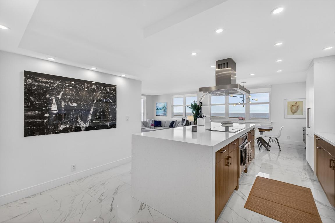 AQUARIUS - Residential