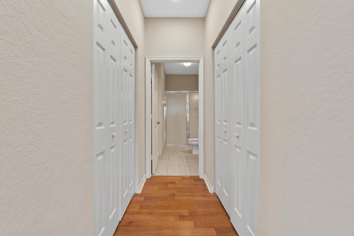 MAGNOLIA BAY CONDOMIMIUM - Residential