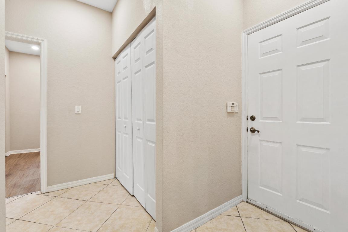 MAGNOLIA BAY CONDOMIMIUM - Residential