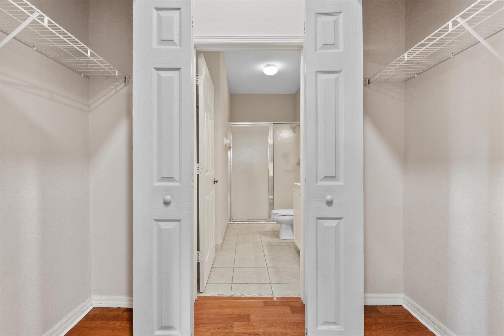 MAGNOLIA BAY CONDOMIMIUM - Residential