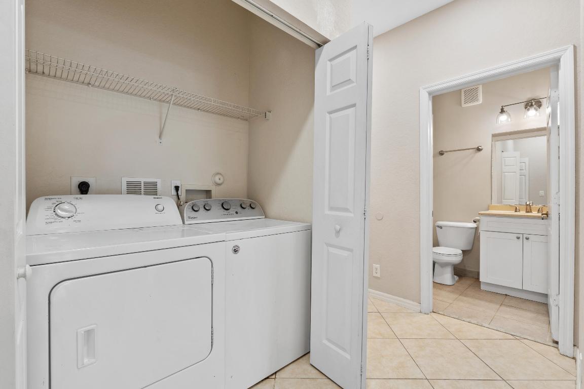 MAGNOLIA BAY CONDOMIMIUM - Residential