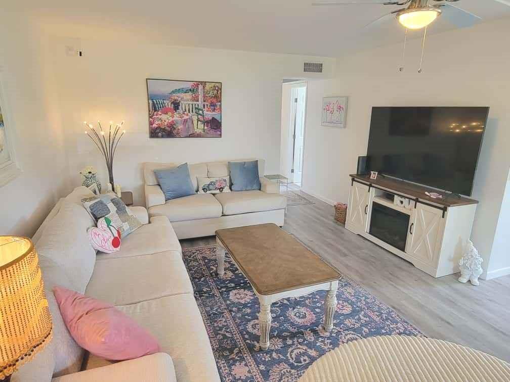 172 Lyndhurst L 172