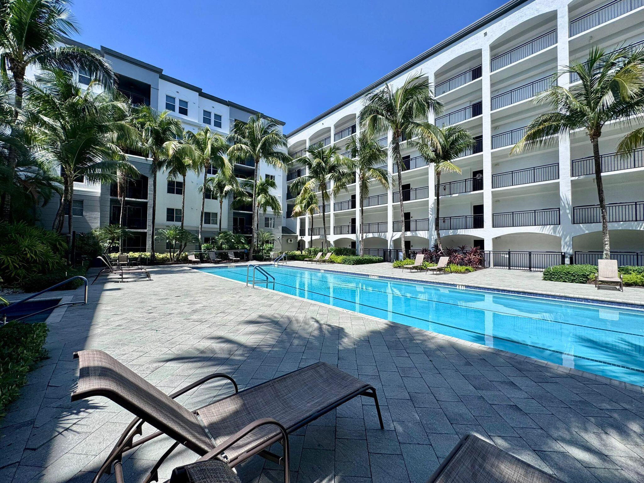 VIZCAYA LAKES CONDO - Residential Lease