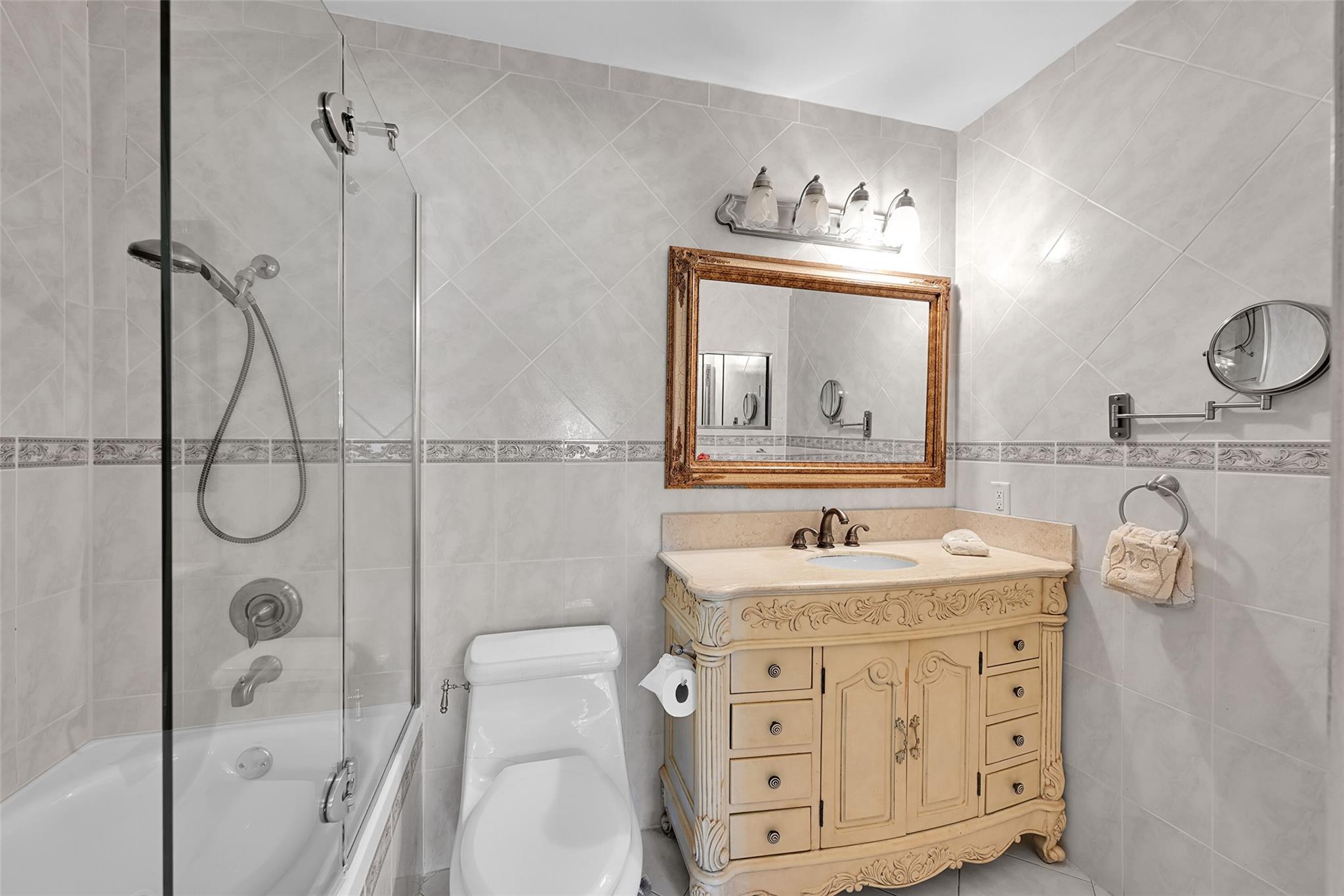 Silver Shores - Residential