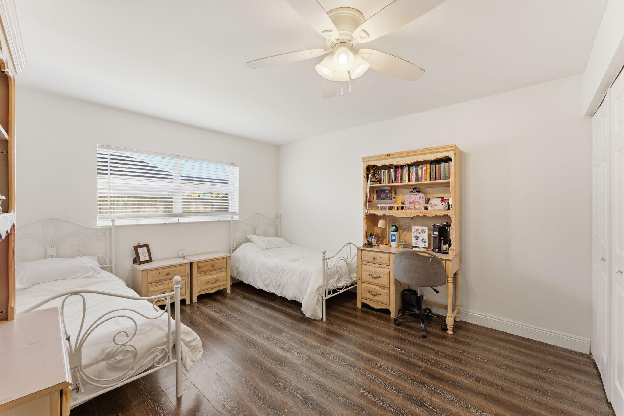 ROYAL PALM POINTE - Residential