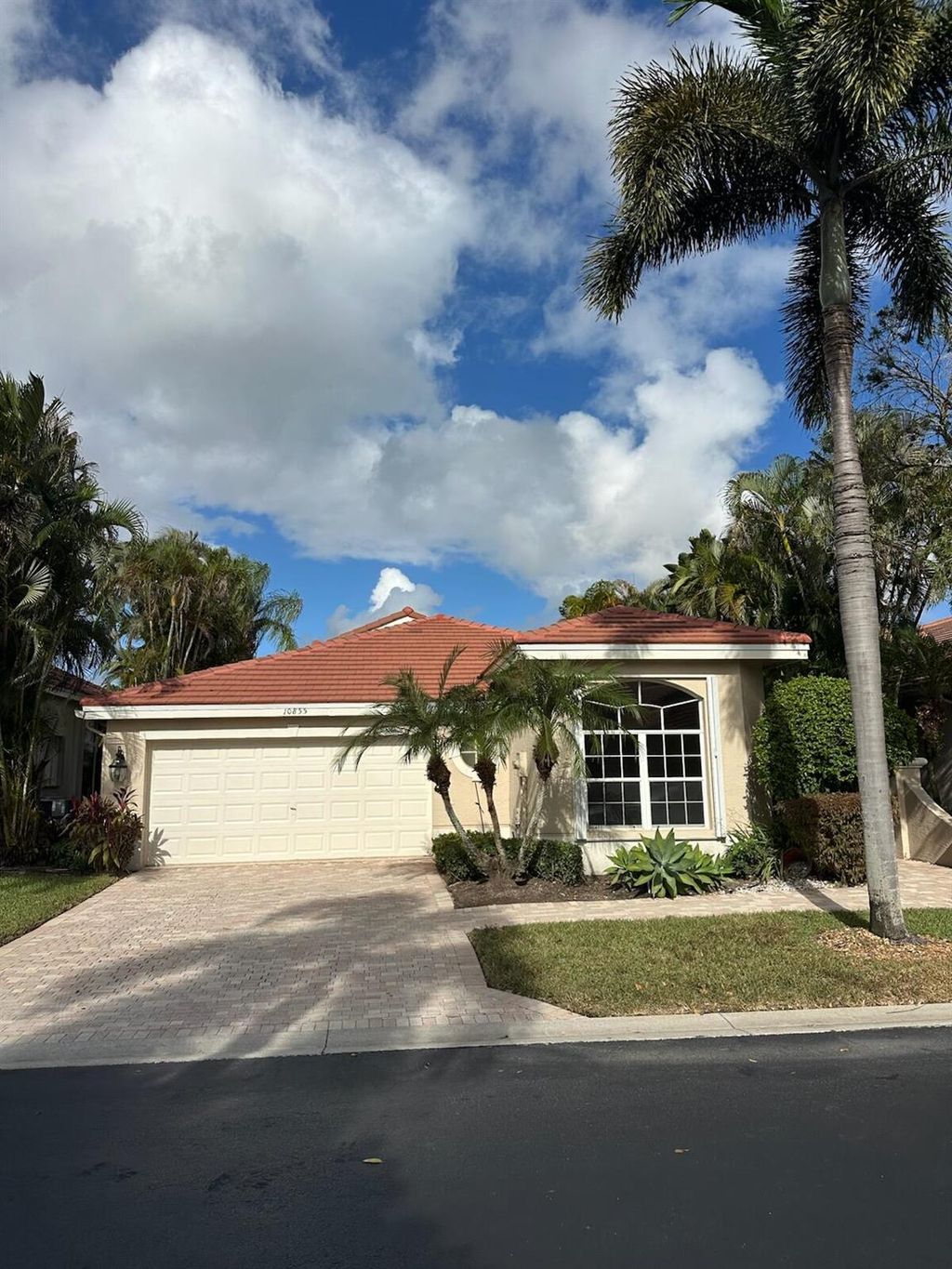 Photo of 10855 Royal Devon Way, Lake Worth, FL 33449 (MLS # R11145046)