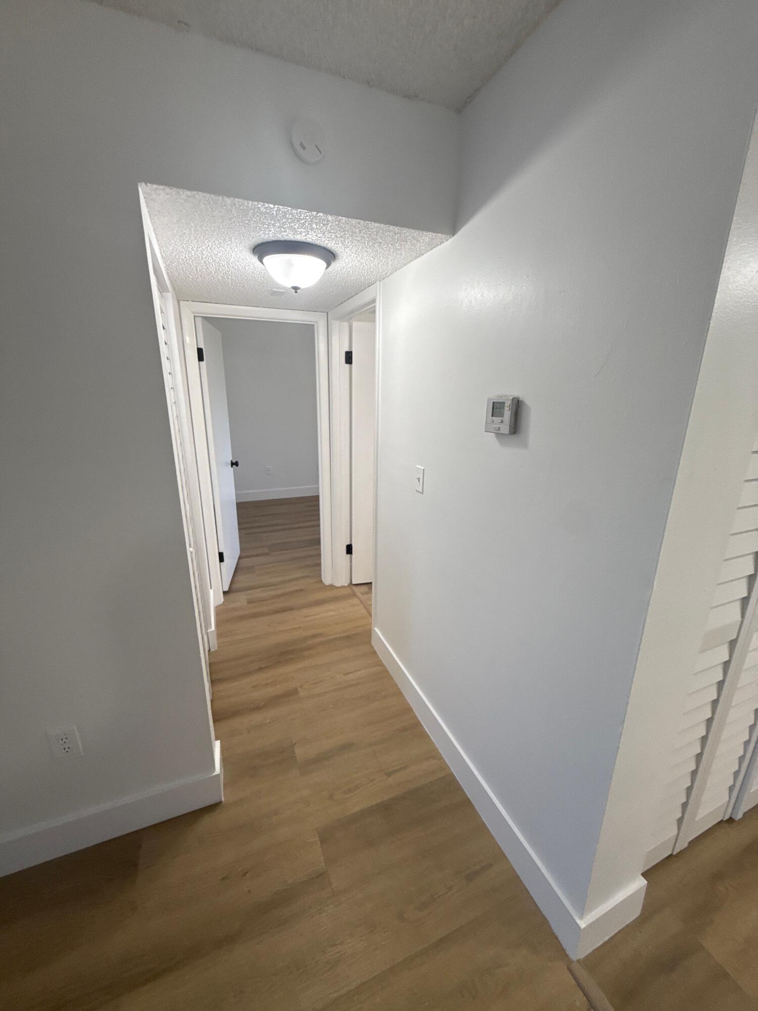 VILLAS AT LAKEVIEW CONDO - Residential Lease