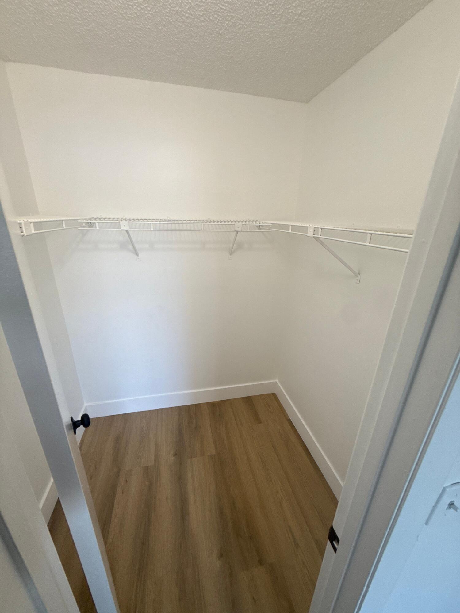 VILLAS AT LAKEVIEW CONDO - Residential Lease