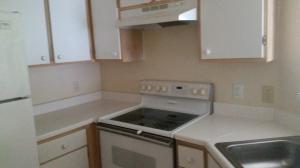 SAILBOAT POINTE* - Residential Lease