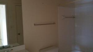 SAILBOAT POINTE* - Residential Lease