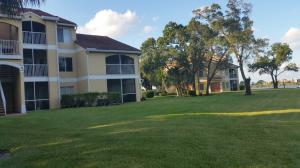 SAILBOAT POINTE* - Residential Lease