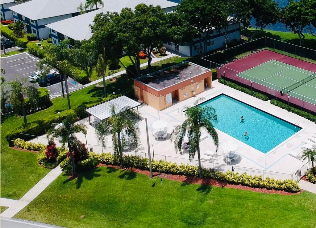 Photo of 15072 Ashland Place S #117, Delray Beach, FL 33484 (MLS # B26043479)