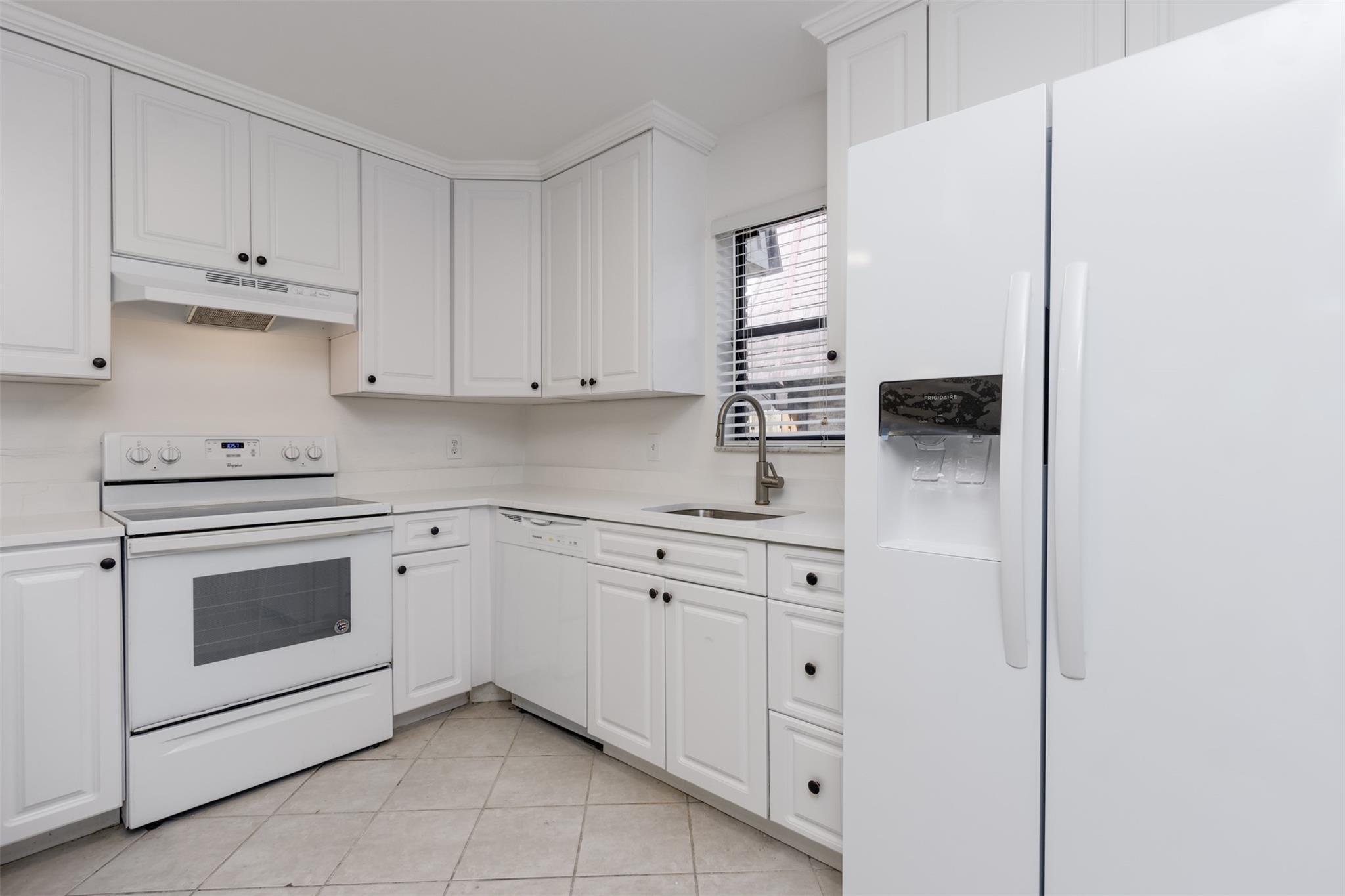 Courtyard Run - Residential