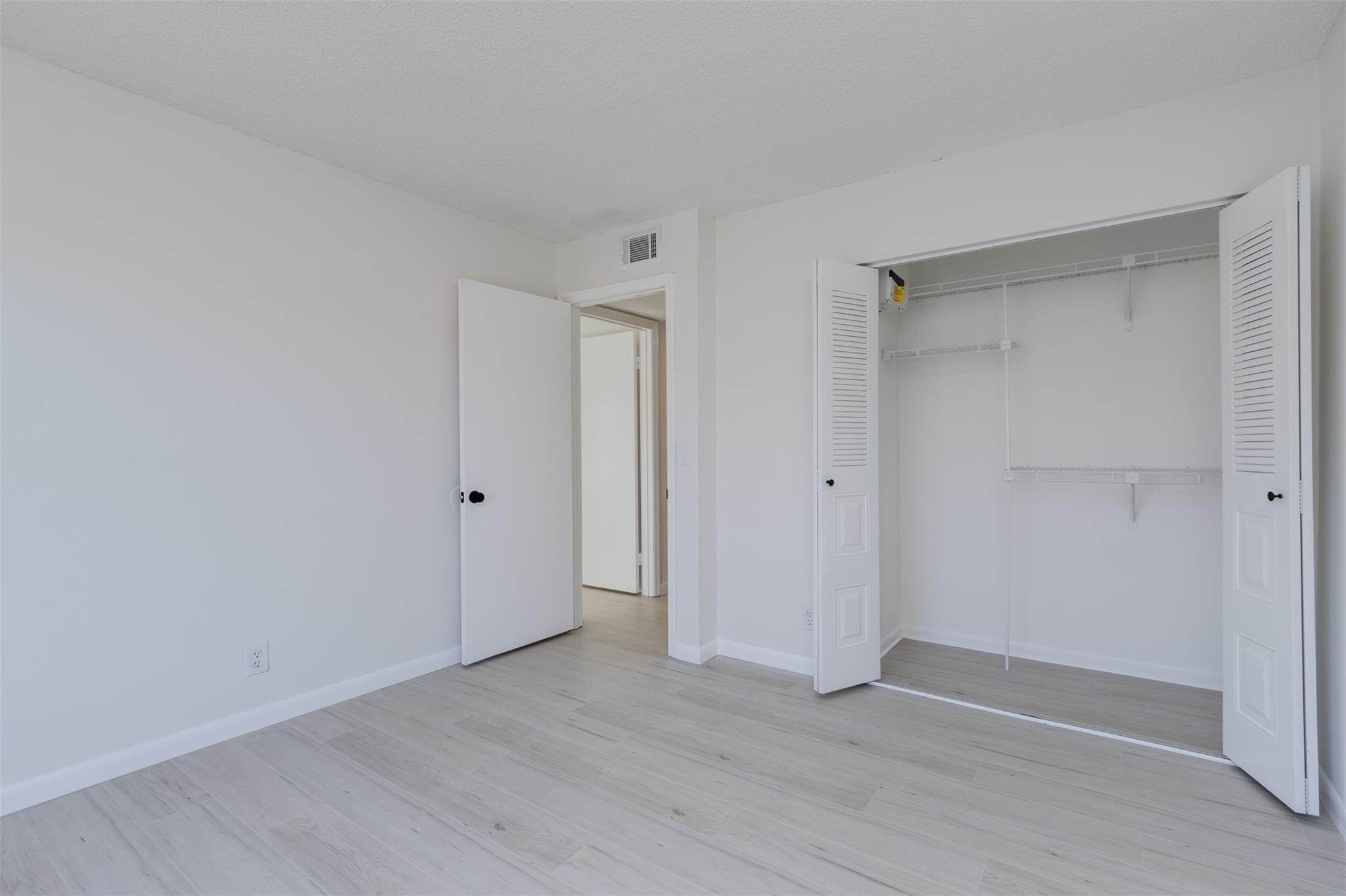 Courtyard Run - Residential