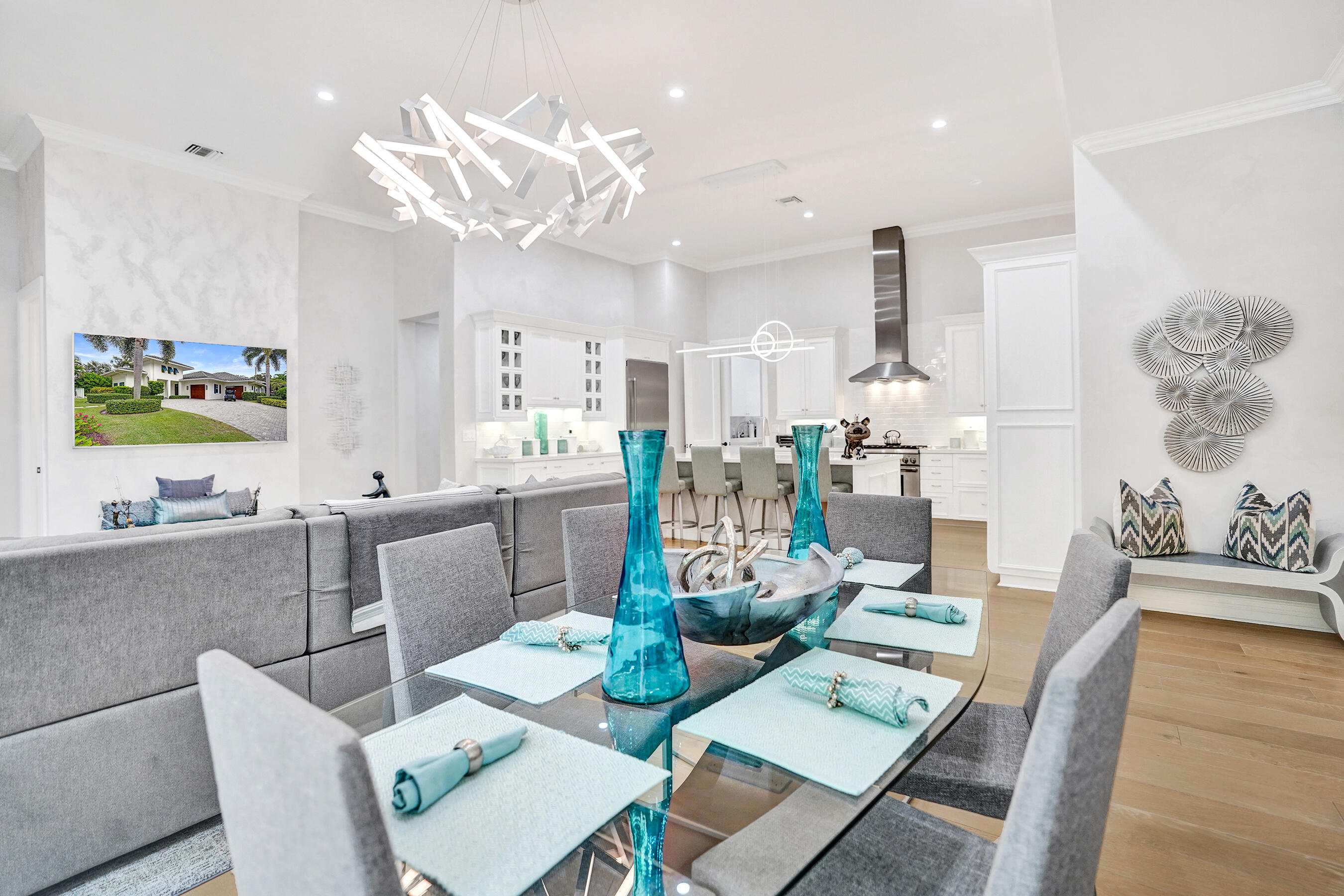 ESTATES - Residential