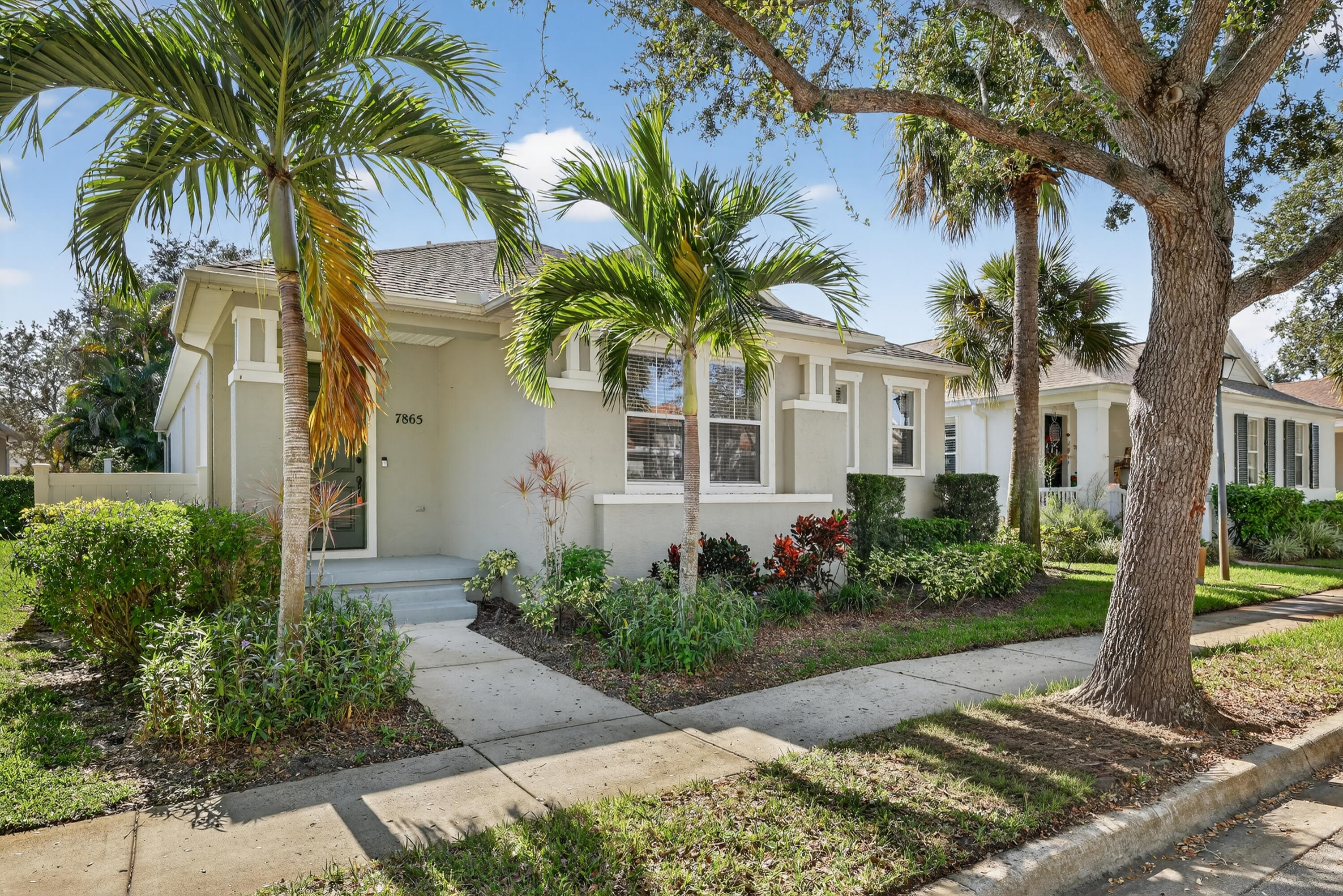 POINTE WEST CENTRAL VILLAGE PHASE IV - Residential