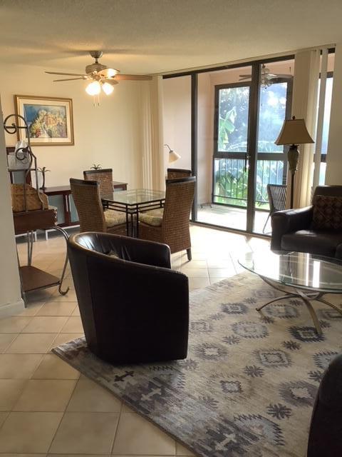TENANT MUST TAKE LESSORS SOCIAL MEMBERSHIP TO BWCC FOR SEASON 2021-2022. SEASONAL RENTAL PAYABLE IN FULL BY 9/30/2021.ALOS AVAILABLE OFF SEASON FOR $1600. PER MONTH.UNIT IS CLEAN AND NICE.KING MASTER...TWIN GUEST