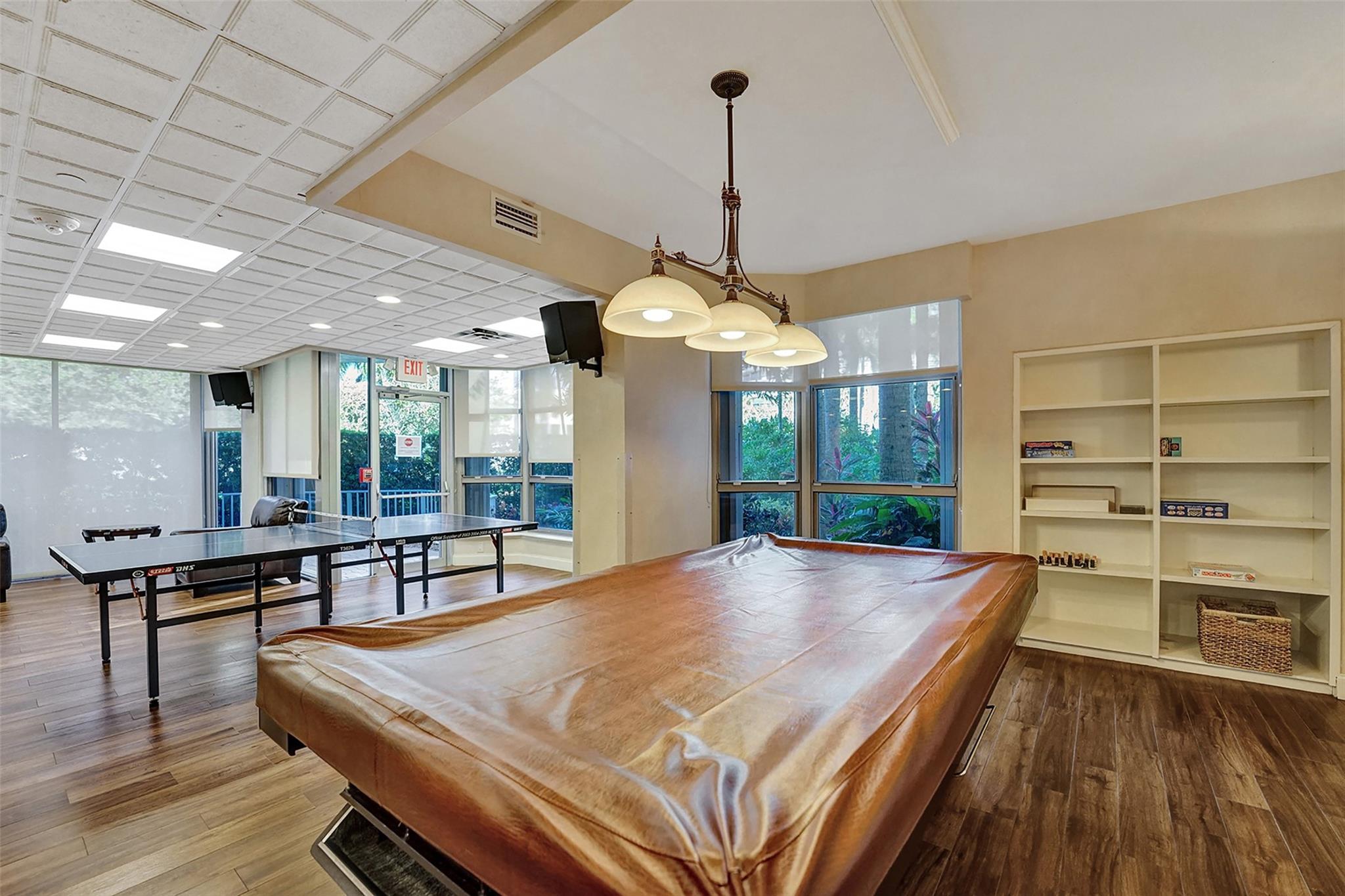MYSTIC POINTE TOWER 500 C - Residential