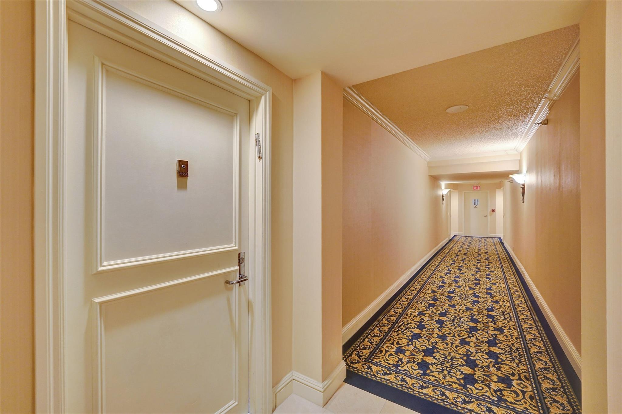 MYSTIC POINTE TOWER 500 C - Residential