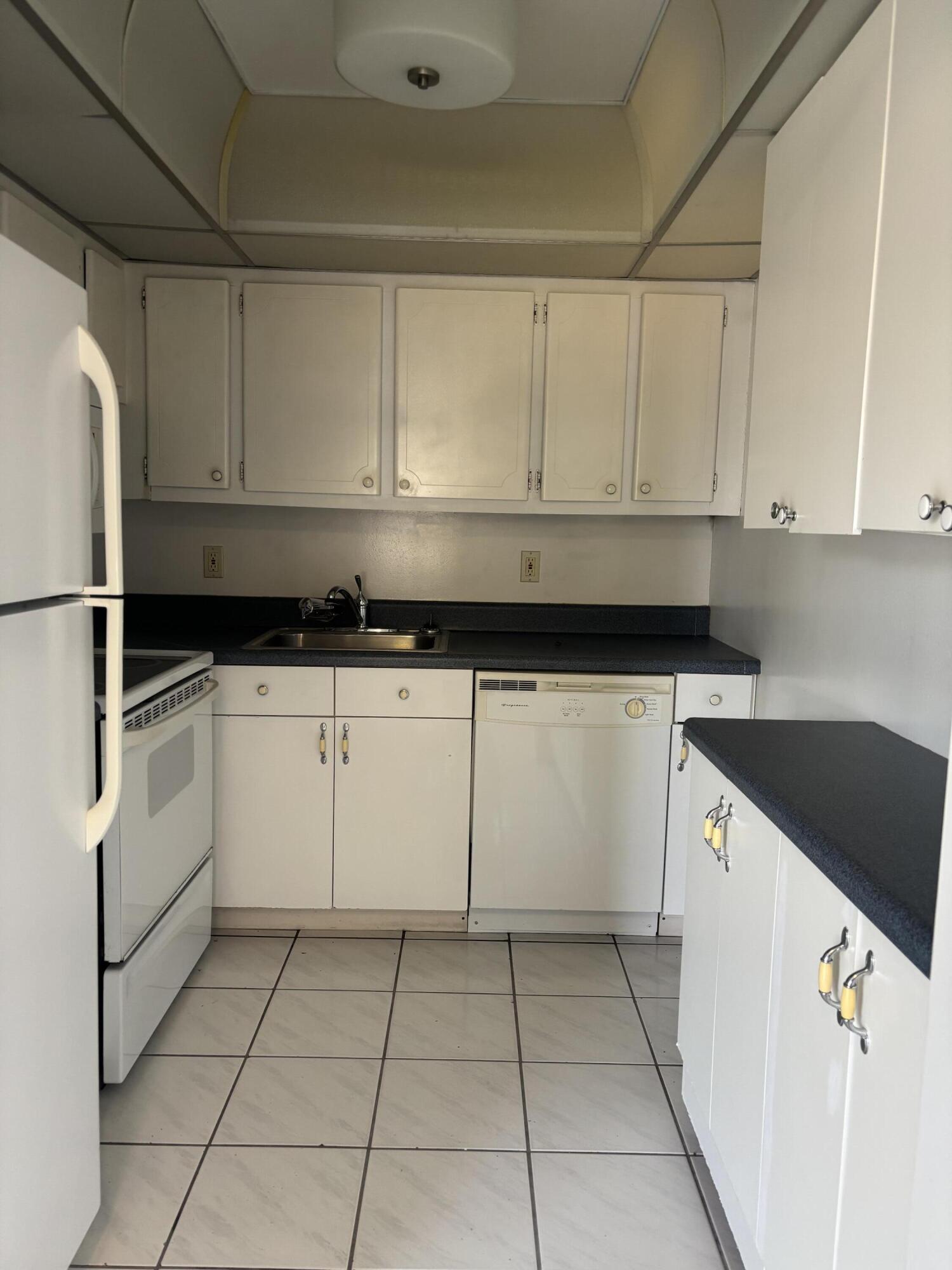 CENTURY VILLAGE - Residential Lease