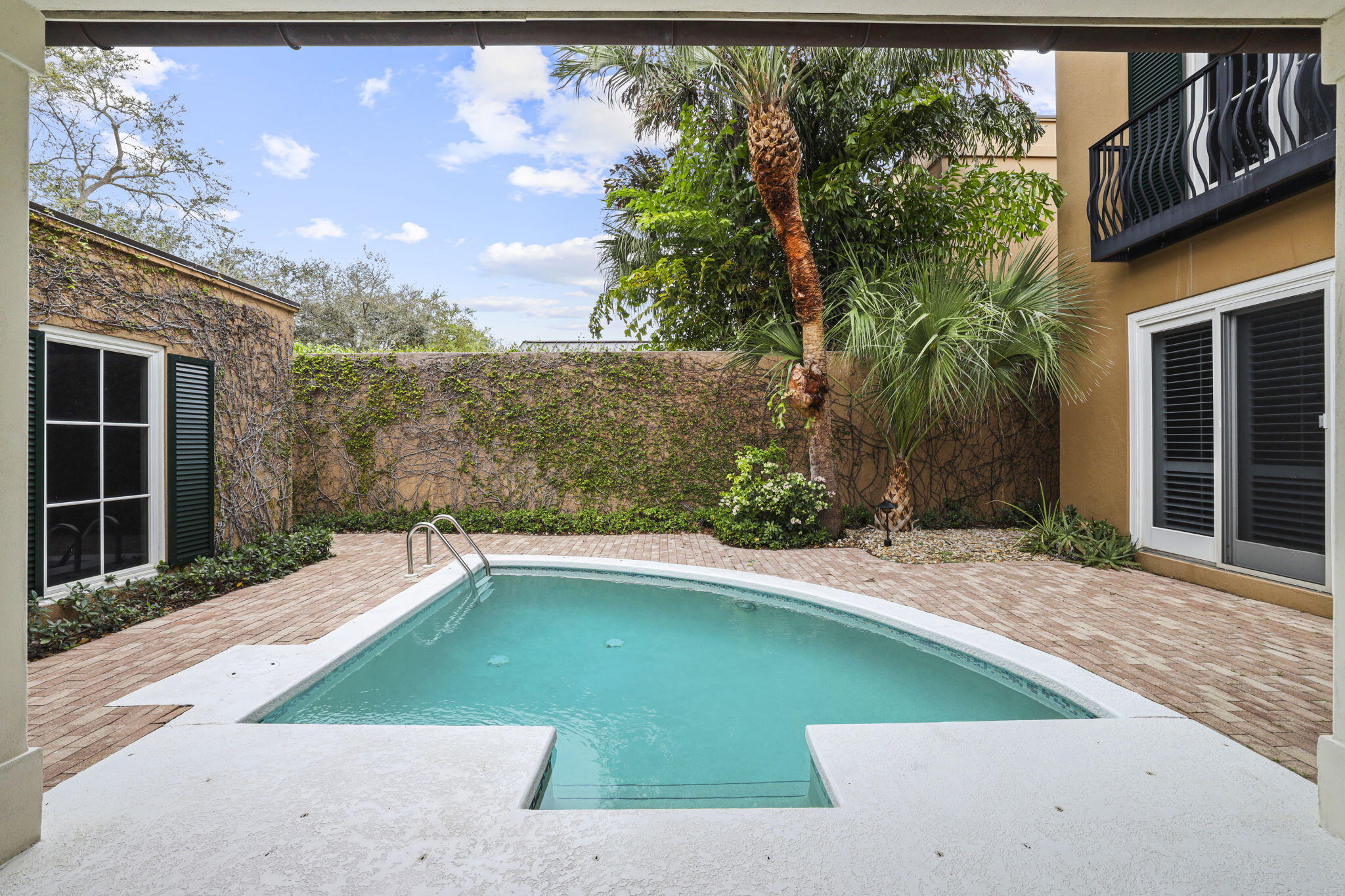 BRIDGETOWN - Residential