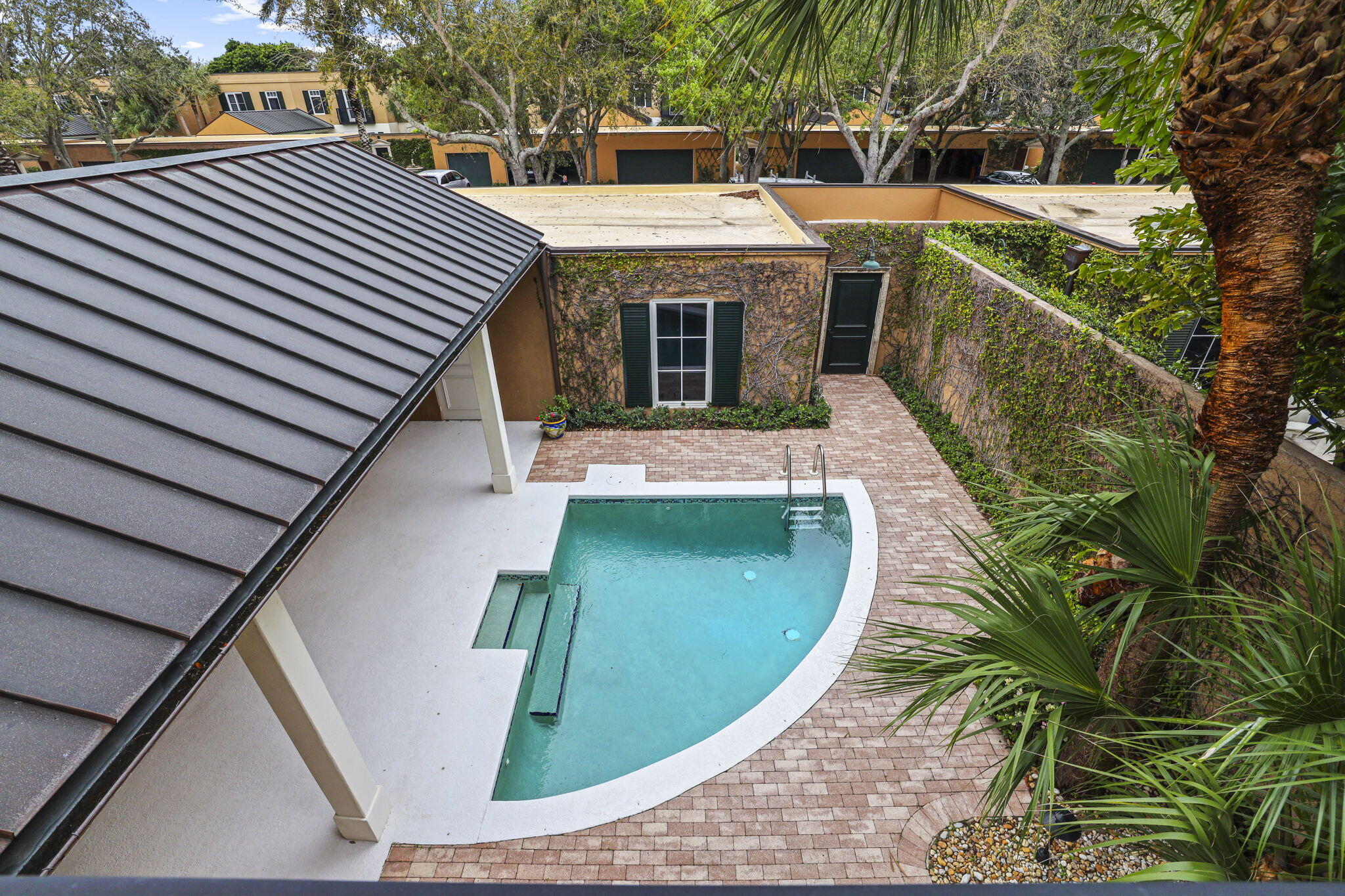 BRIDGETOWN - Residential