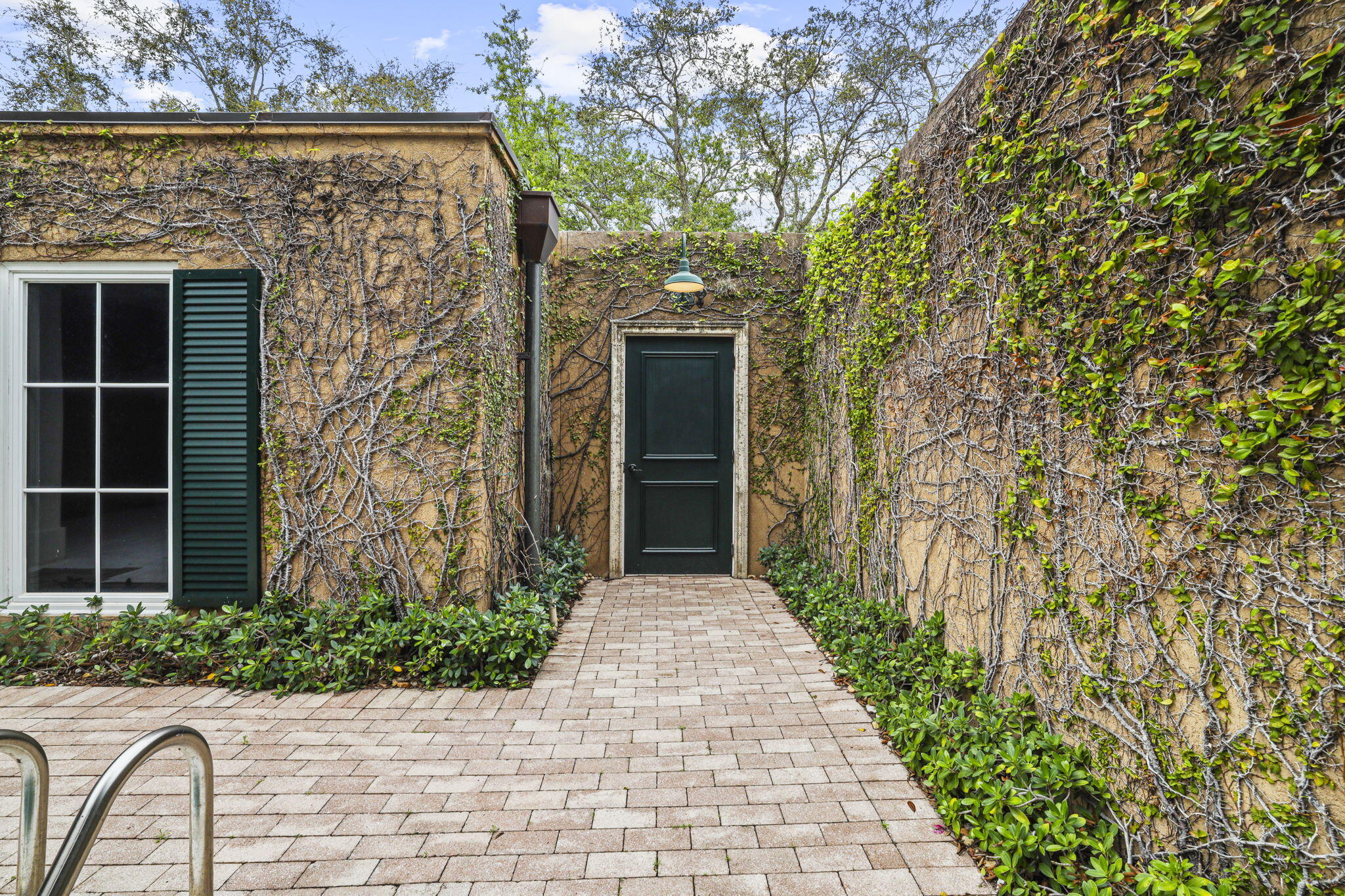 BRIDGETOWN - Residential