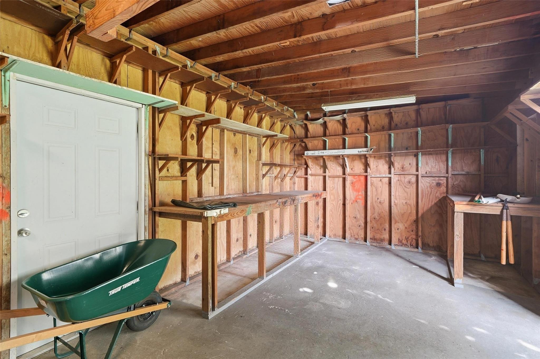 Avon Isles 40-31 B - Residential