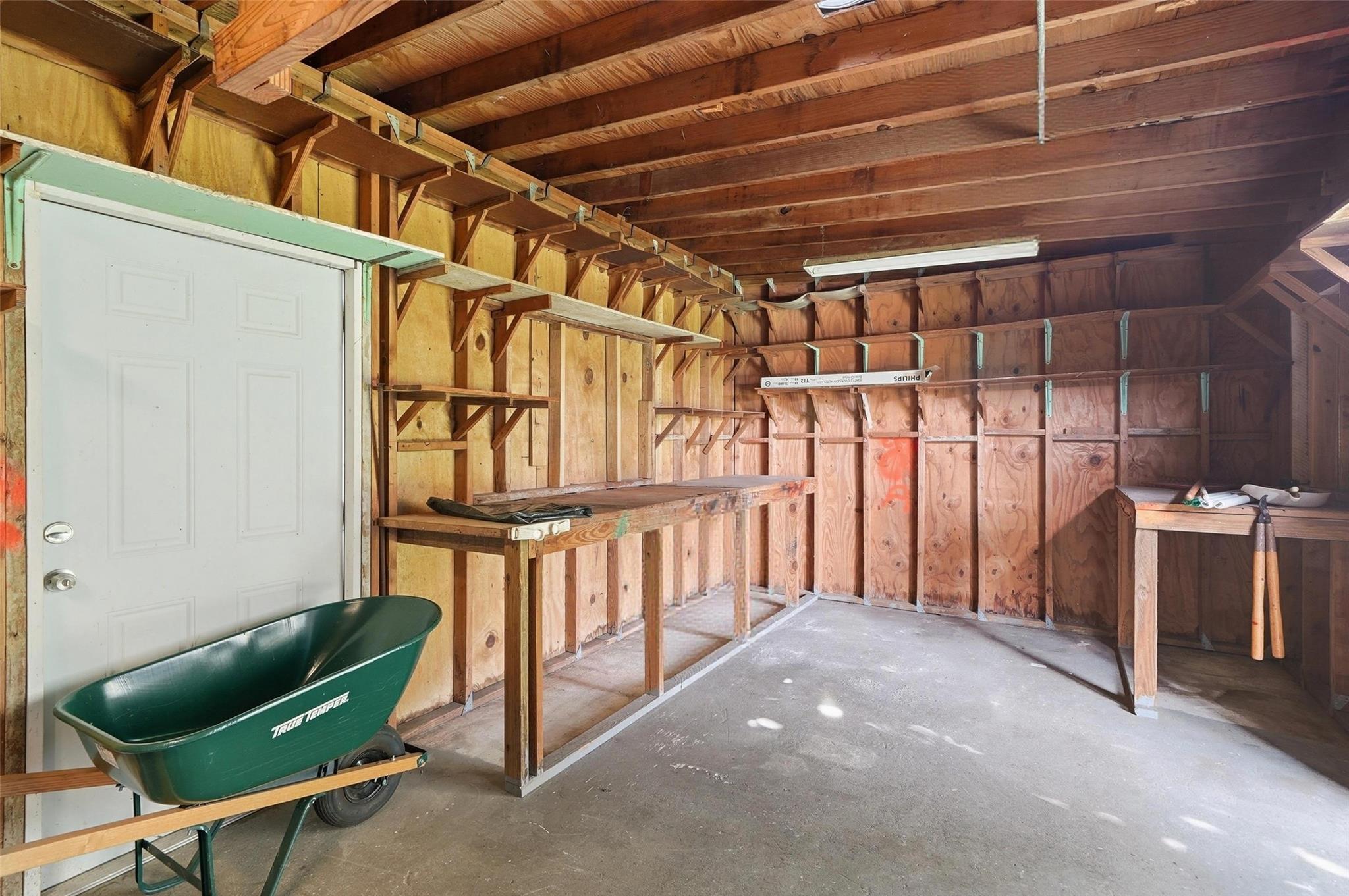 Avon Isles 40-31 B - Residential