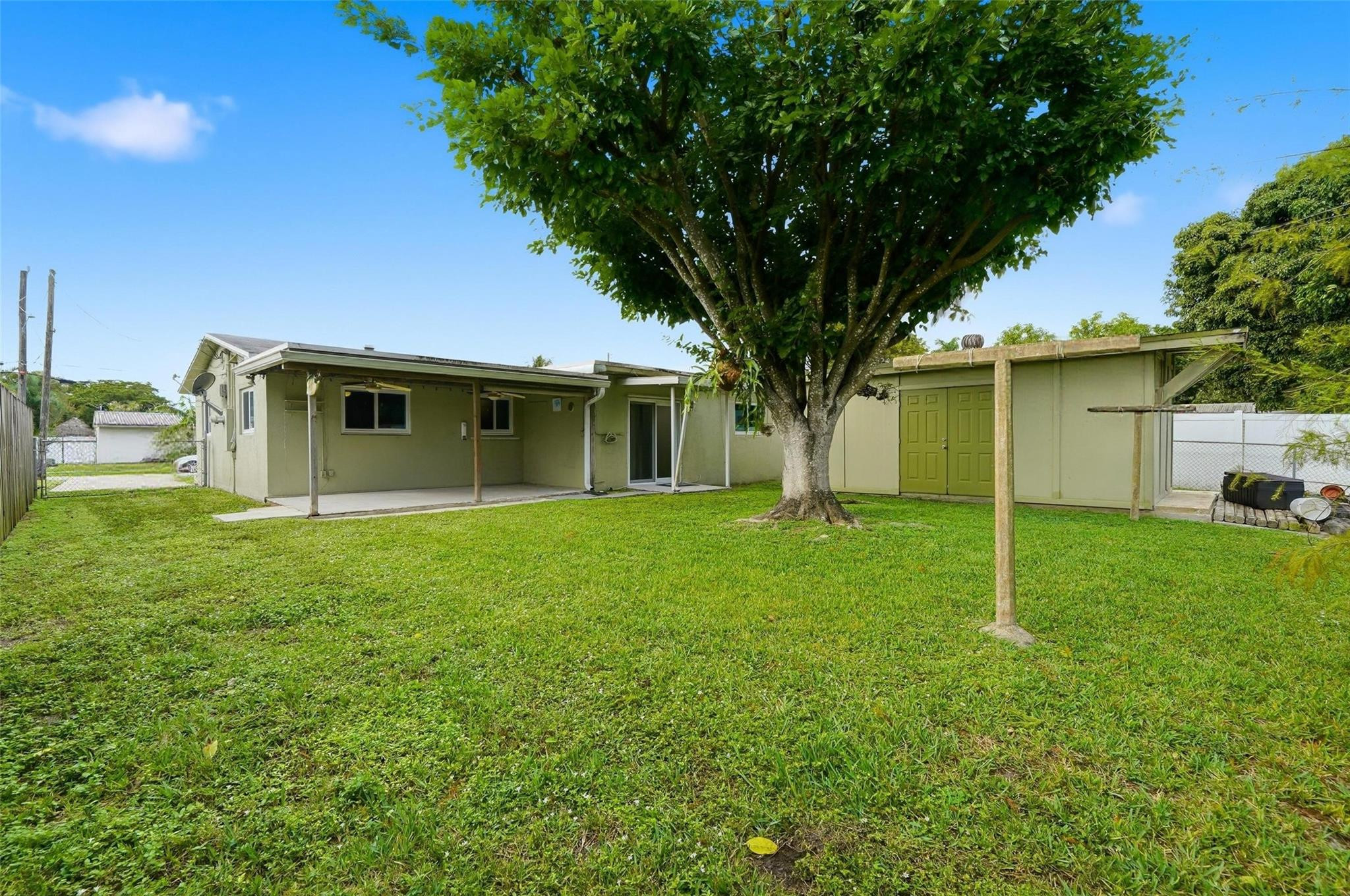 Avon Isles 40-31 B - Residential