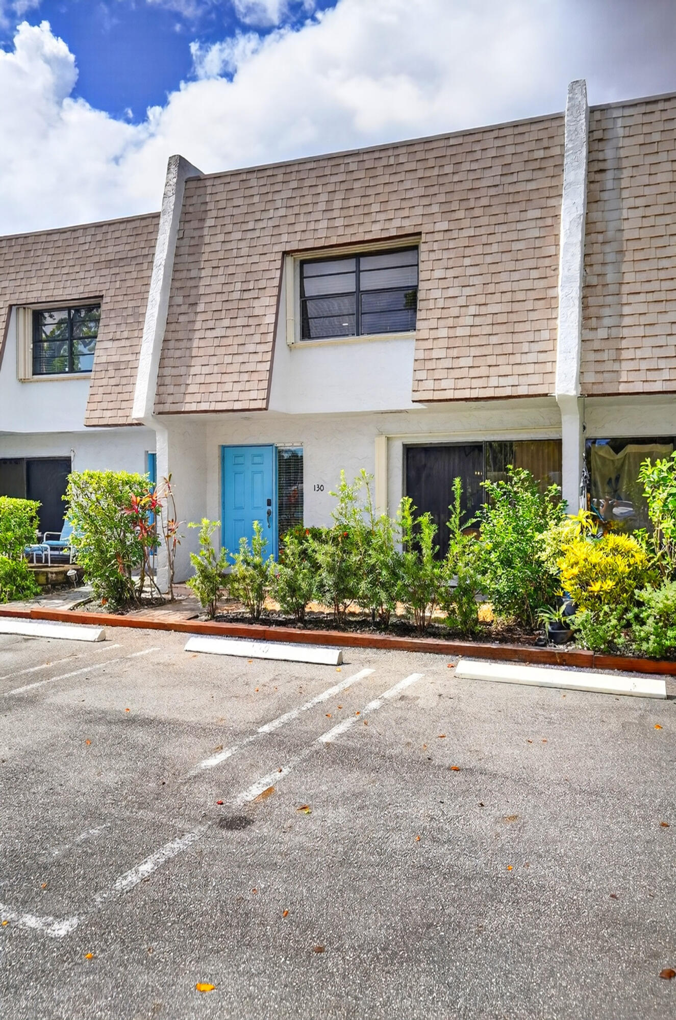 400 CANAL Point S 130, Delray Beach, FL, 33444/$329,900 1 400 CANAL Point S 130